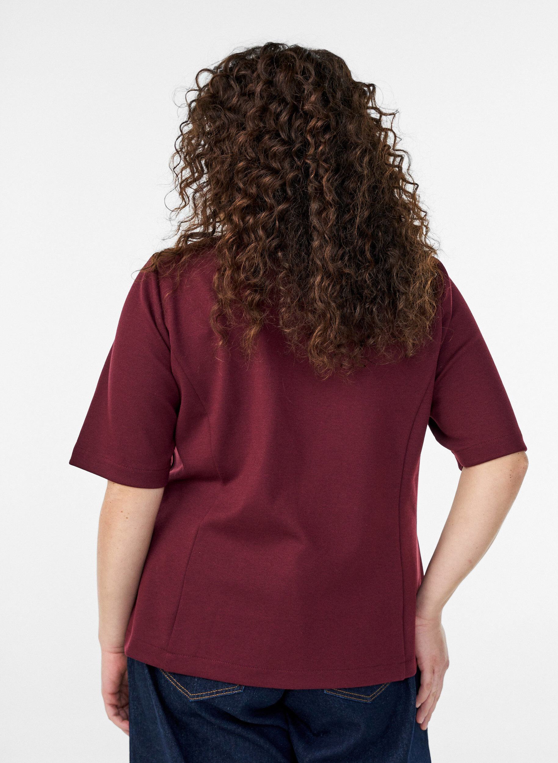 Zizzi Blouse met asymmetrisch wikkeleffect en korte mouwen, Rood, Model image number 2