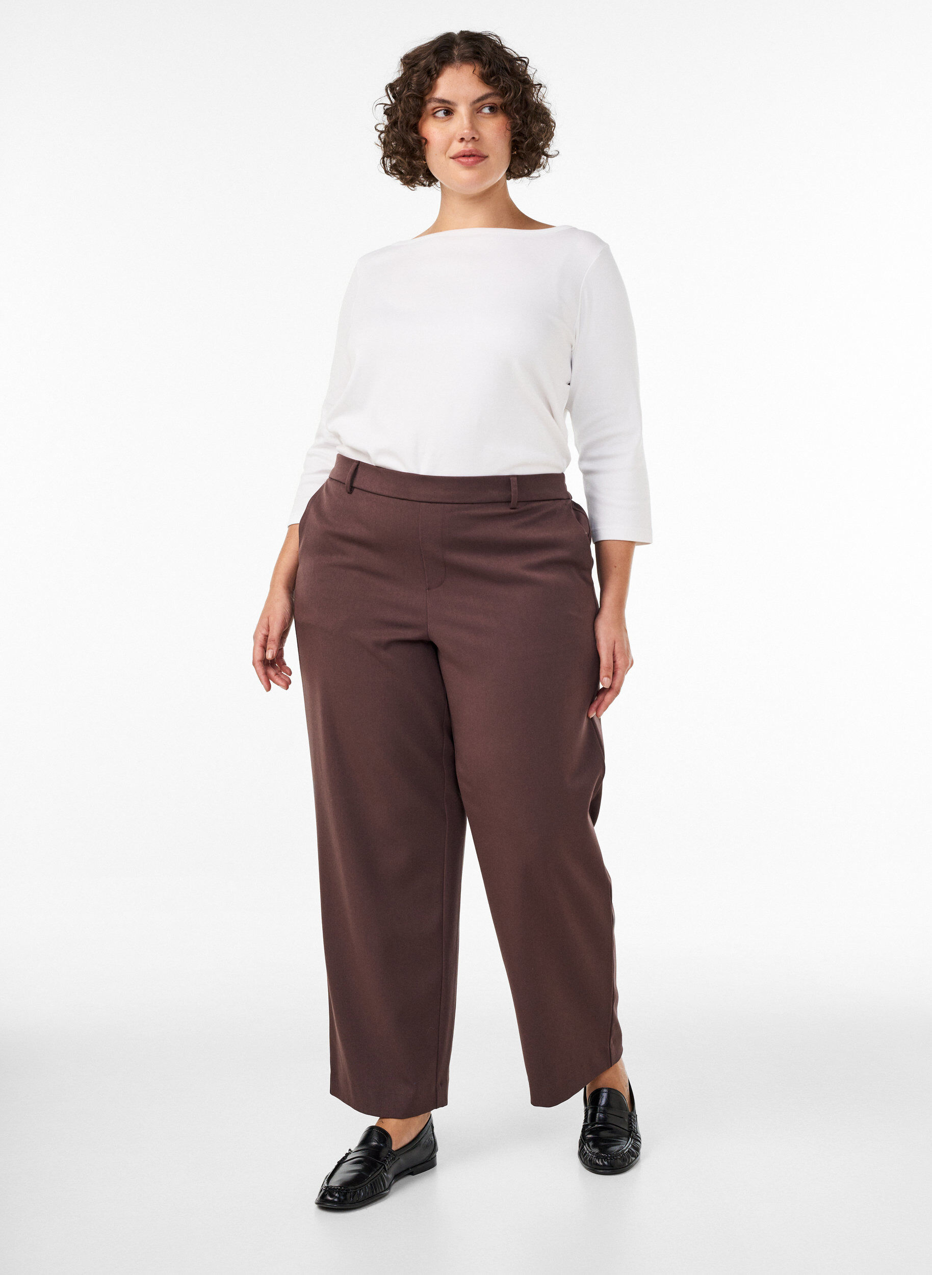 ZizziHoogtailleerde pantalon met rechte pasvorm, Bruin, Model image number 0