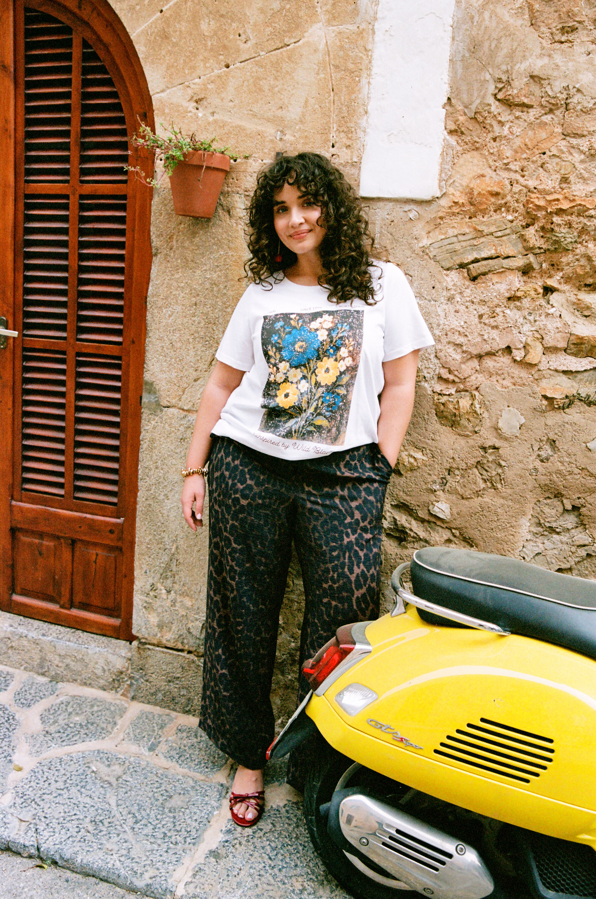 ZizziOntspannen mix van patronen met een stoer randje, , Model