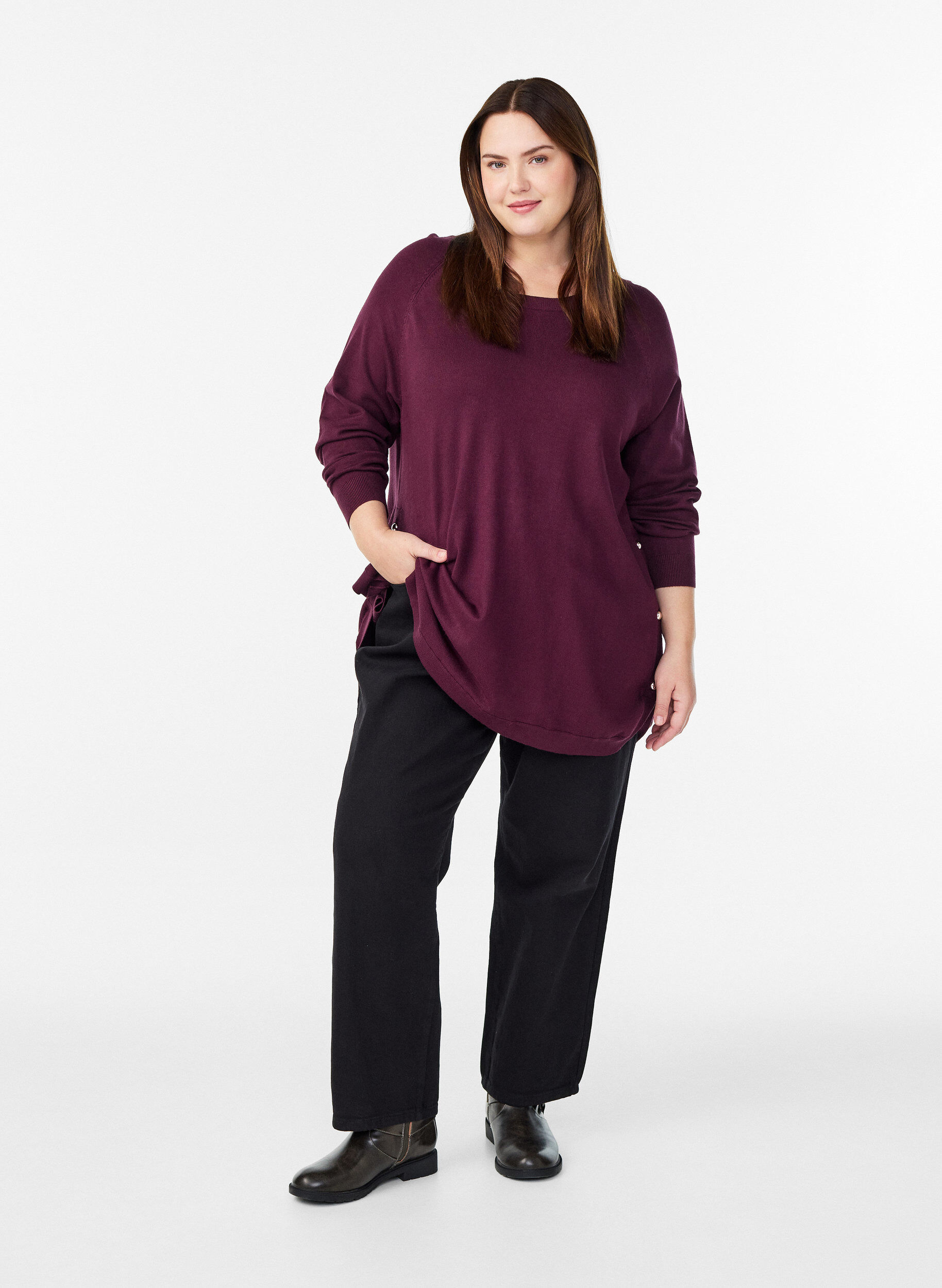 Zizzi Gebreide blouse met knoopjes aan de zijkant, Rood, Model image number 1