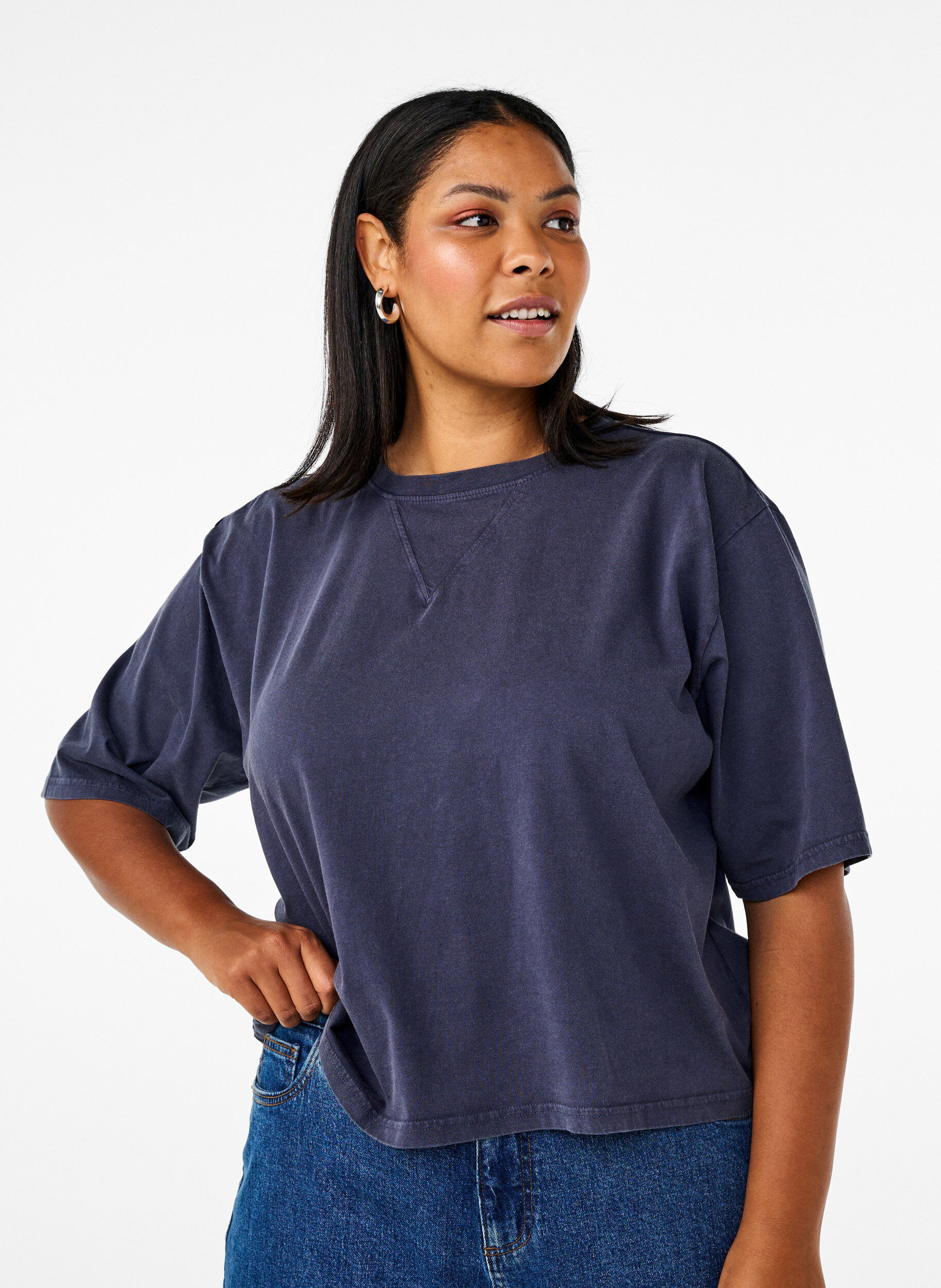 Zizzi Boxy T-shirt in biologisch katoen, Blauw, Model image number 0