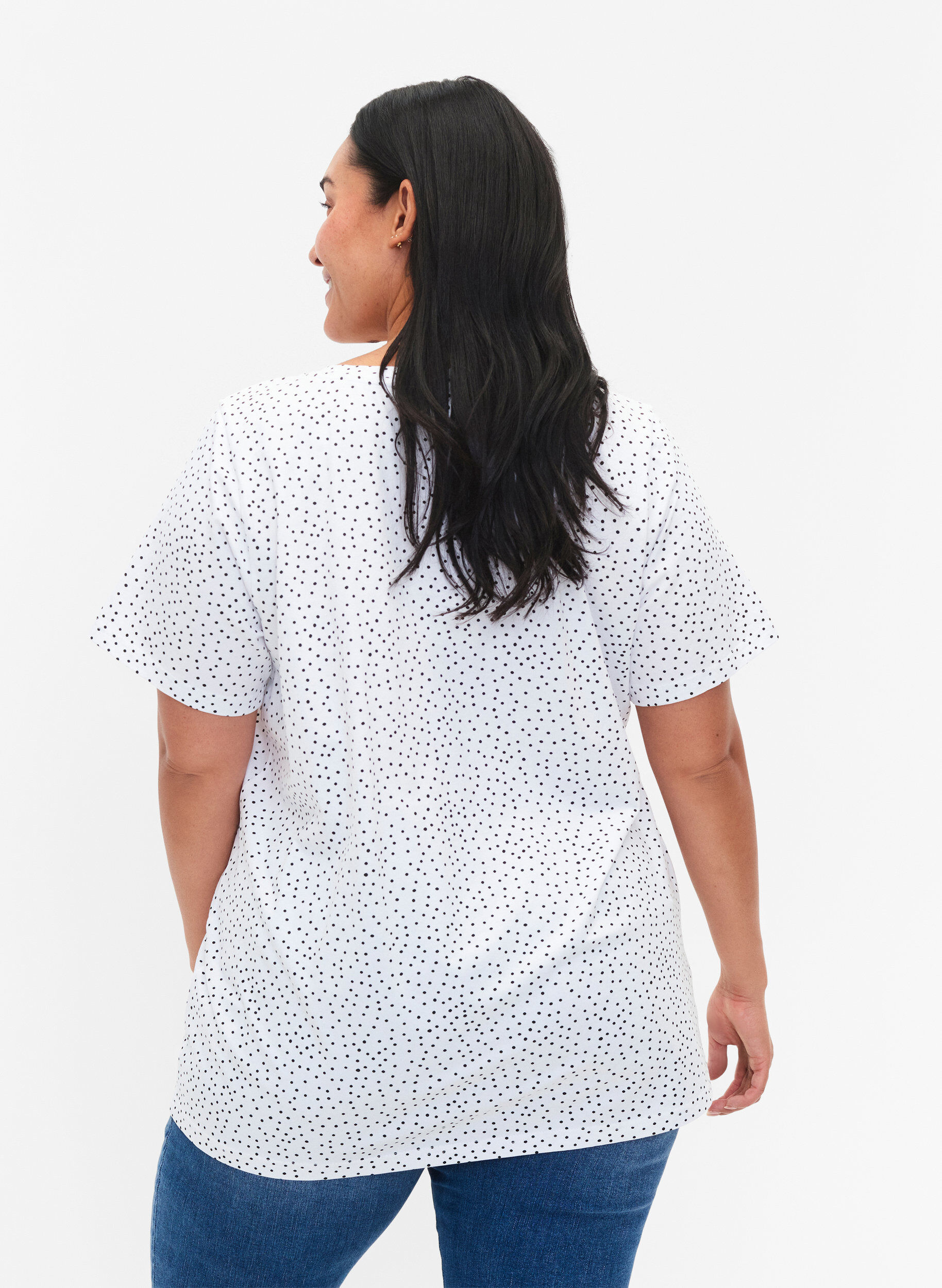 Zizzi Katoenen t-shirt met stippen en V-hals, B.White/Black Dot, Model image number 1