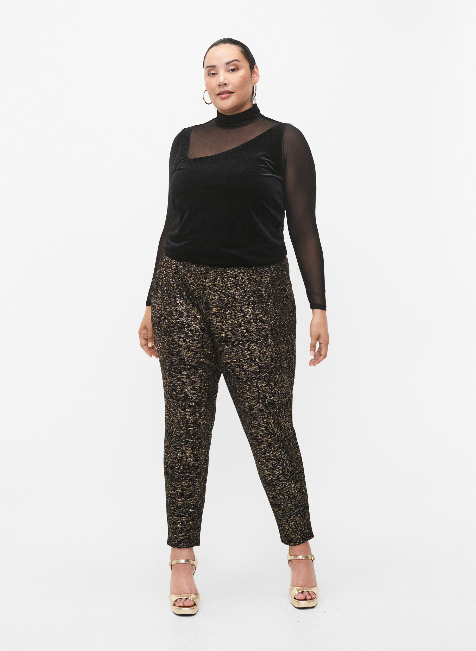Zizzi Maddison broek met goudkleur en zakken, Black w. Gold, Model image number 0
