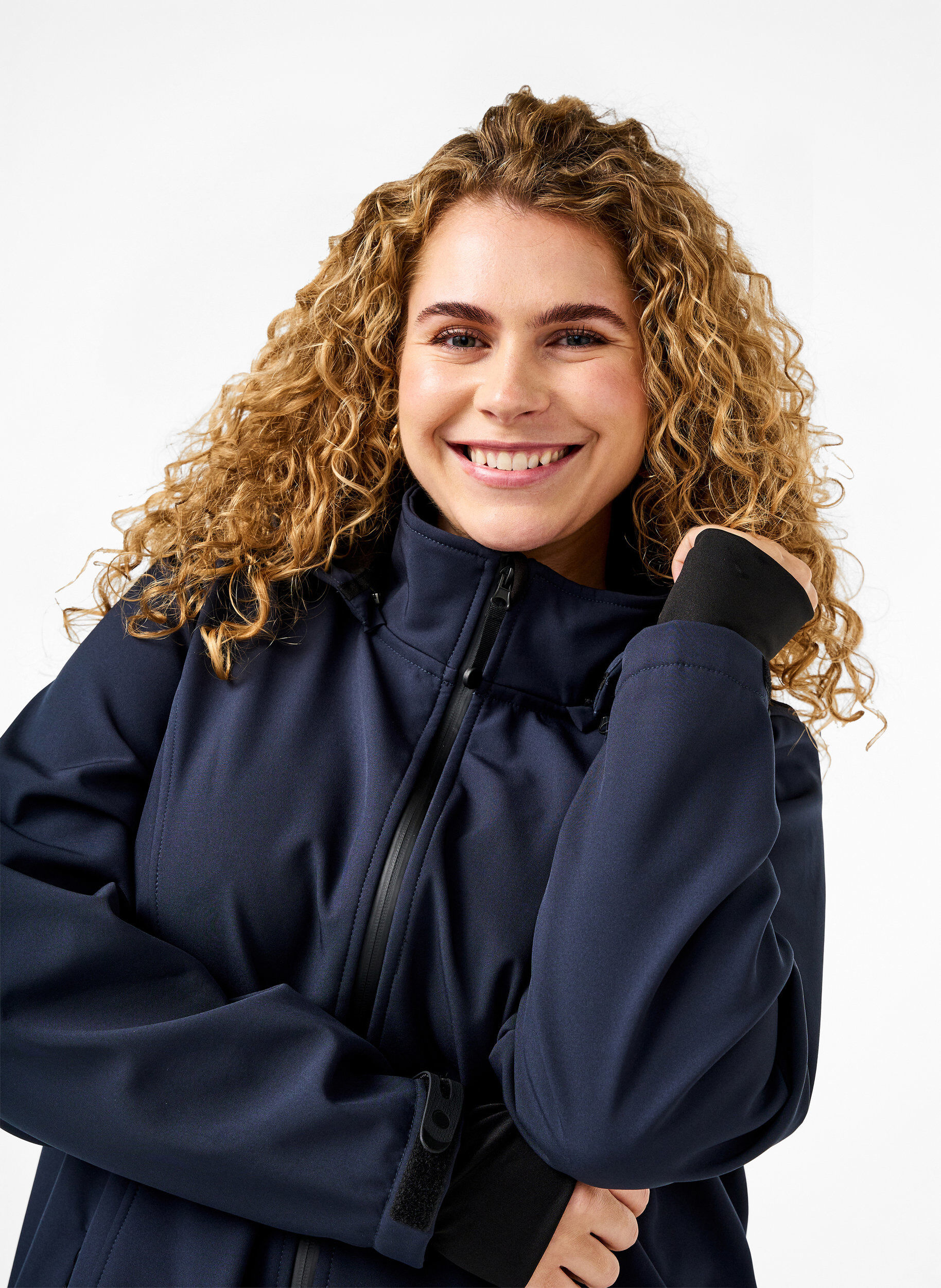 Zizzi Korte softshell jas met afneembare capuchon, Blauw, Model image number 4