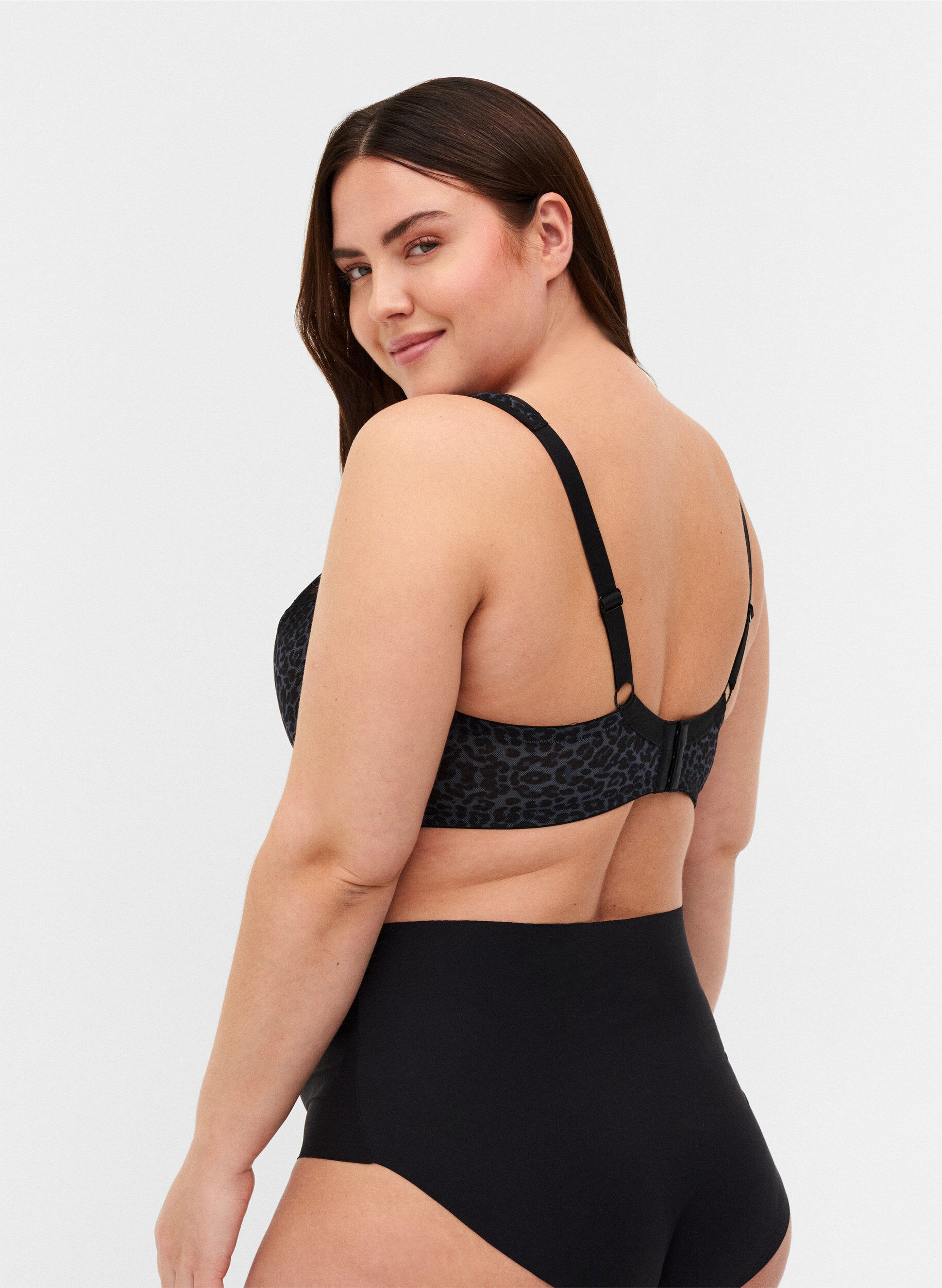 Zizzi Bh met bloemenprint en mesh, Grey Leopard, Model image number 1