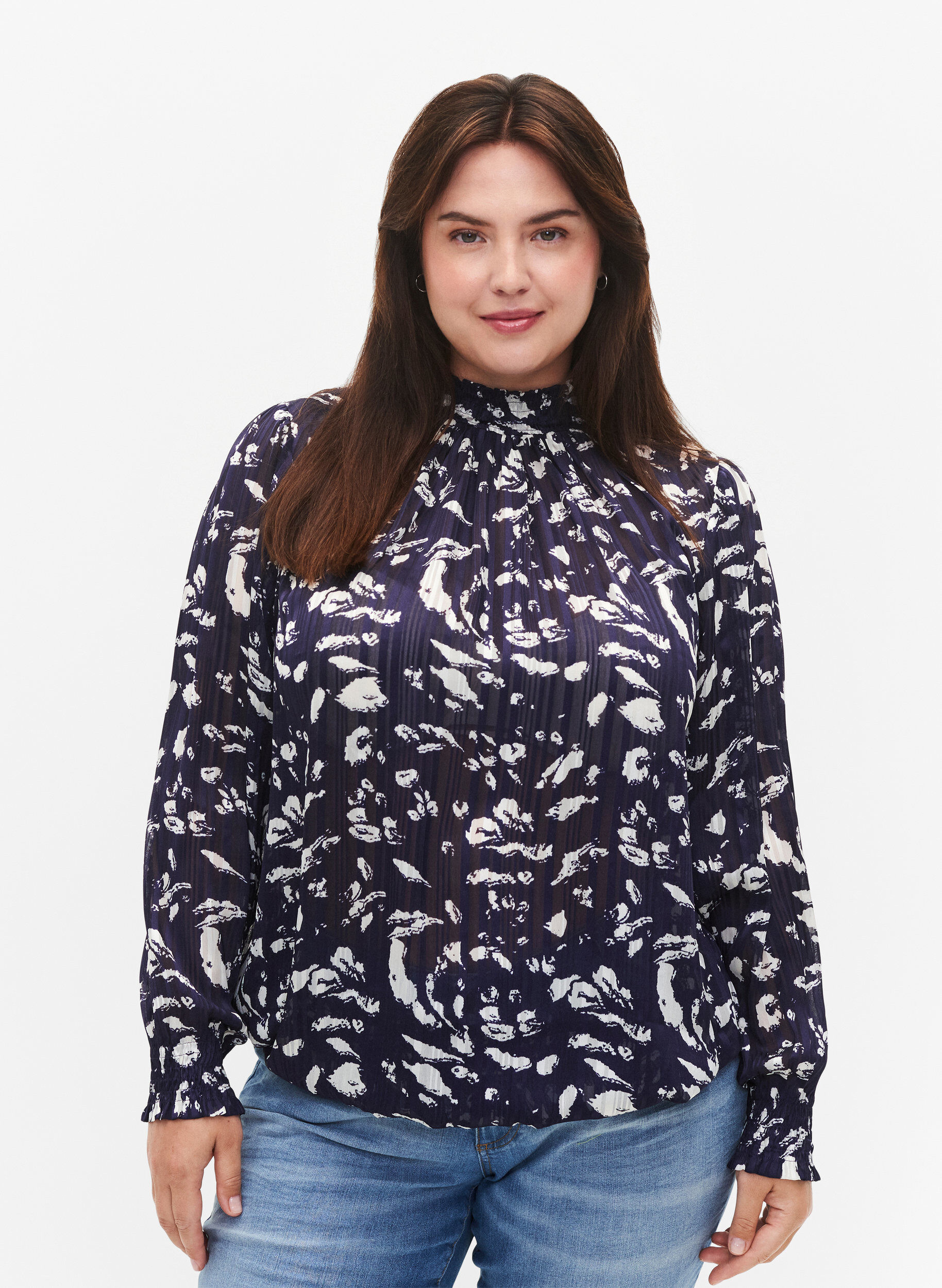 Zizzi Smok blouse met print, Blue Leaf AOP, Model image number 0