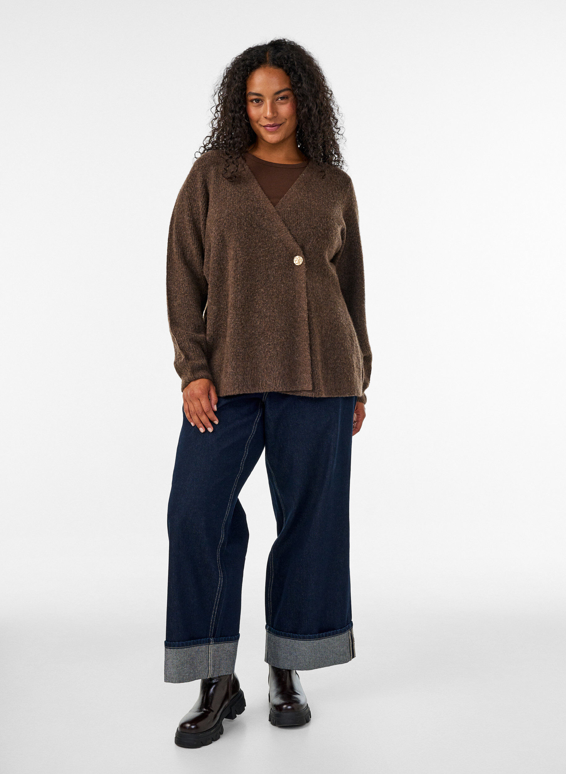 ZizziGebreid vest met asymmetrische sluiting, Bruin, Model image number 1