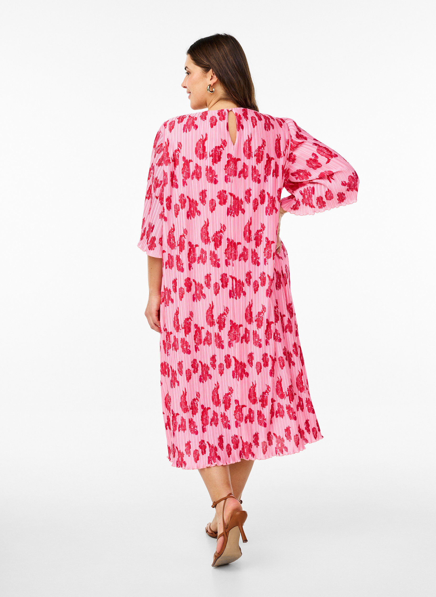 Zizzi Geplooide jurk met 3/4 mouwen, Roze, Model image number 1