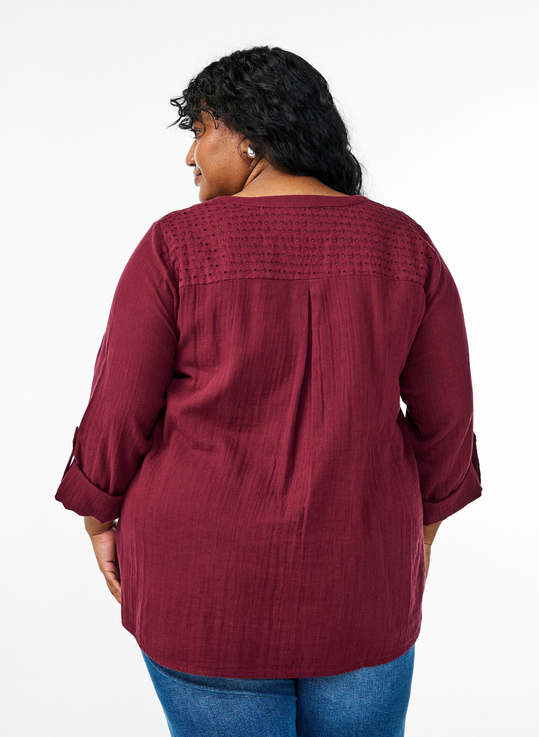 Zizzi Blouse in katoenen mousseline met broderie anglaise, Donker Bordeaux, Model image number 2