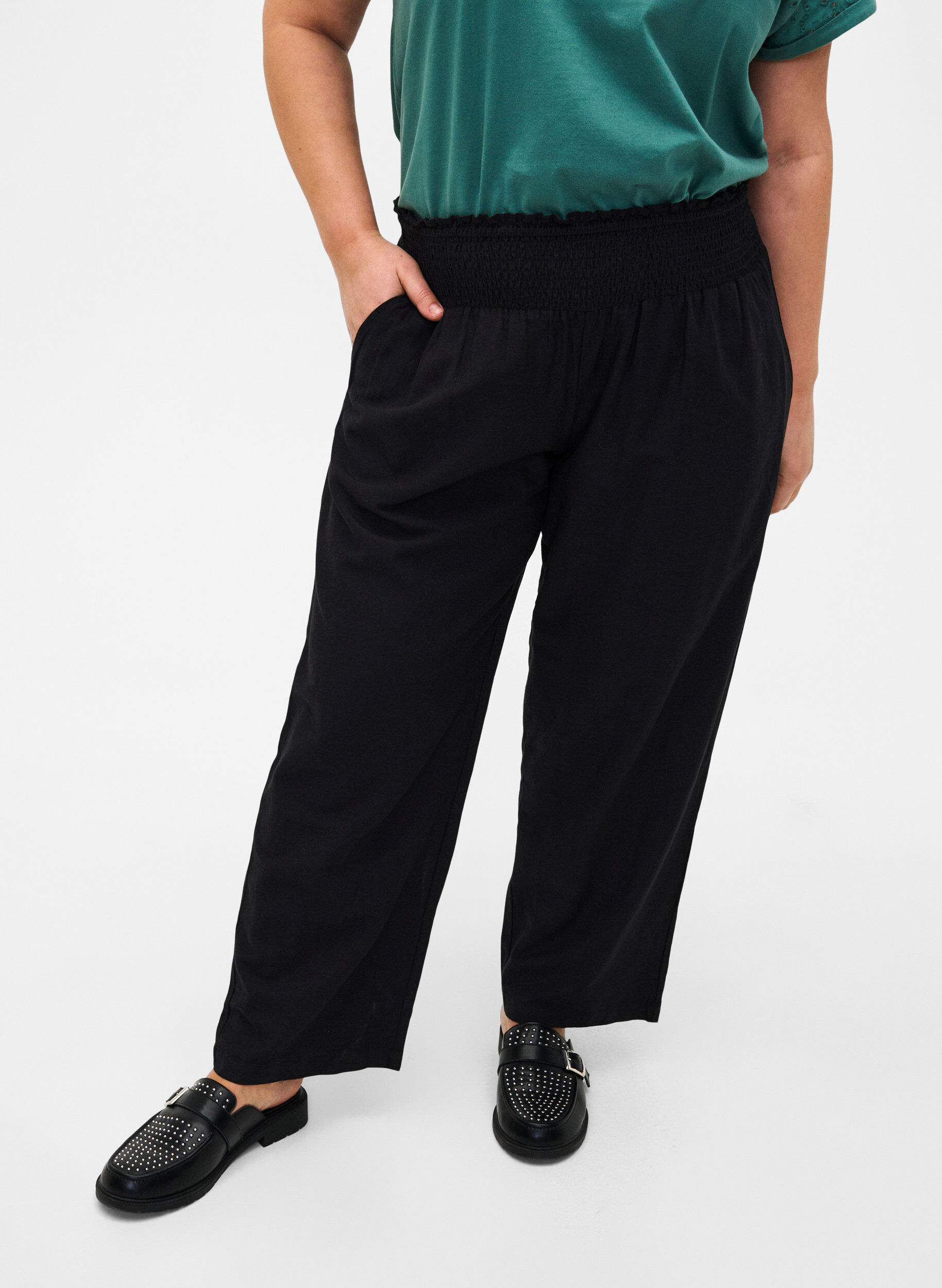 Zizzi Smock broek met linnen, Zwart, Model image number 2
