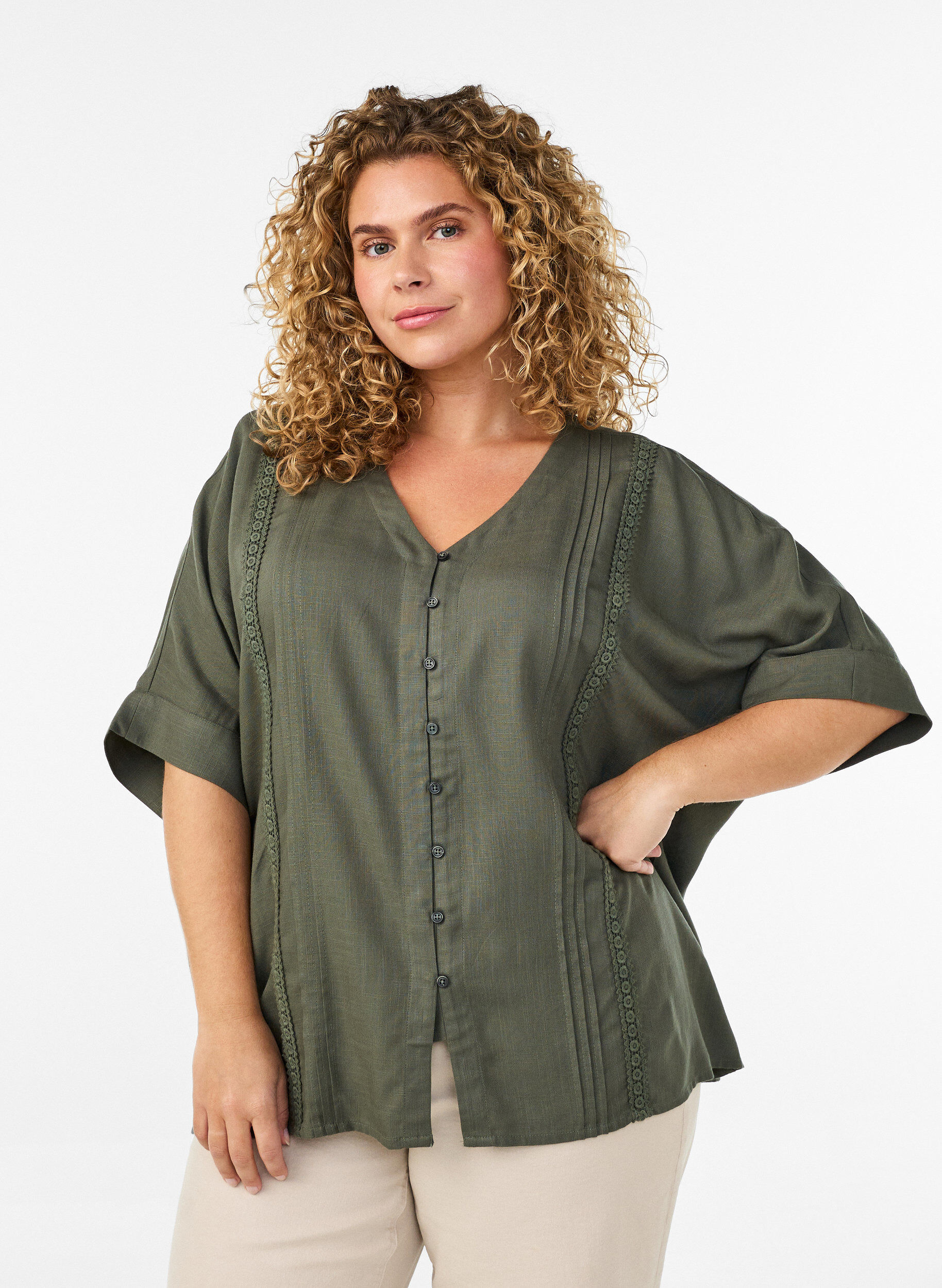 ZizziViscose blouse met crochet detail en knopen, Groen, Model image number 0