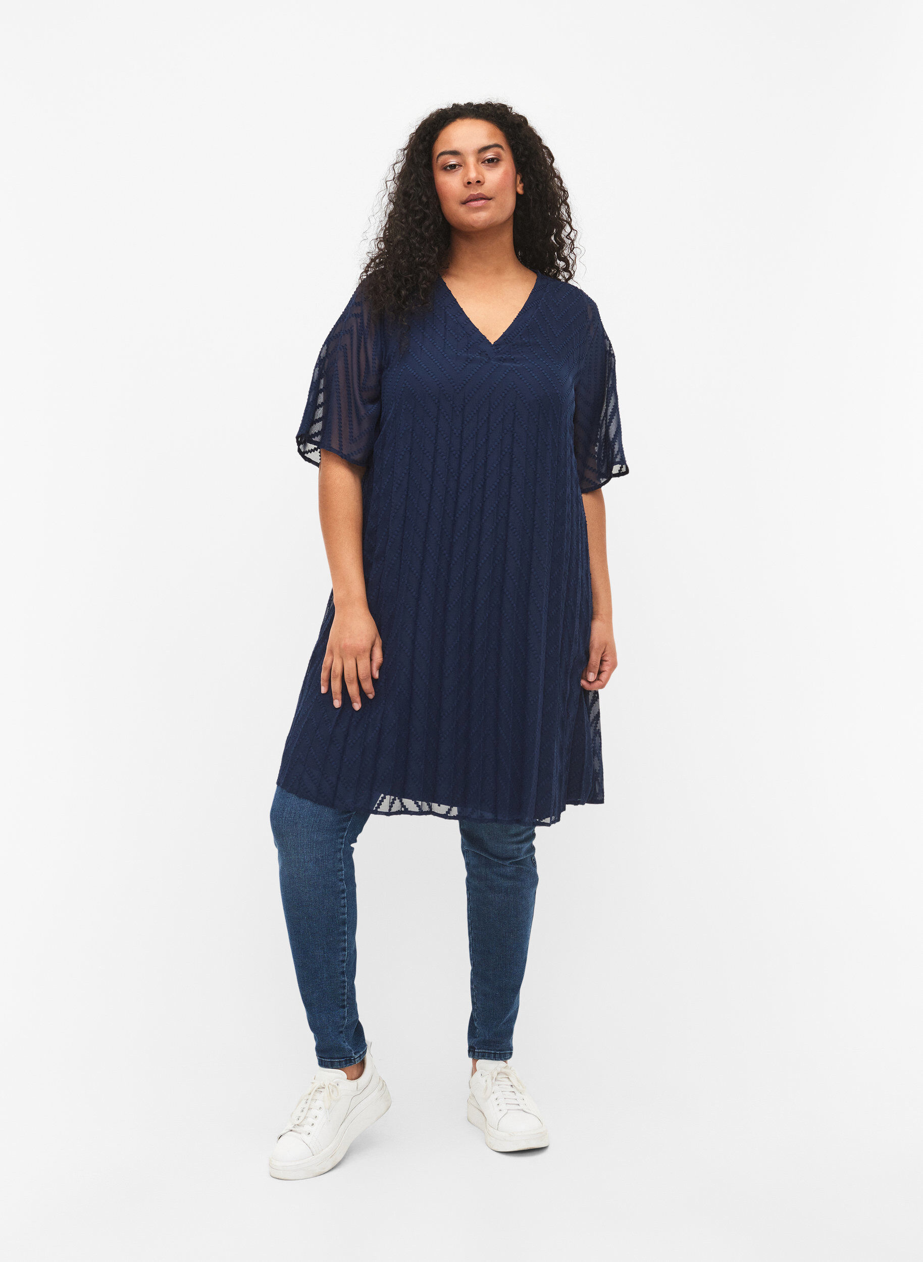 Zizzi Jurk met korte mouwen en structuur, Navy Blazer, Model image number 2