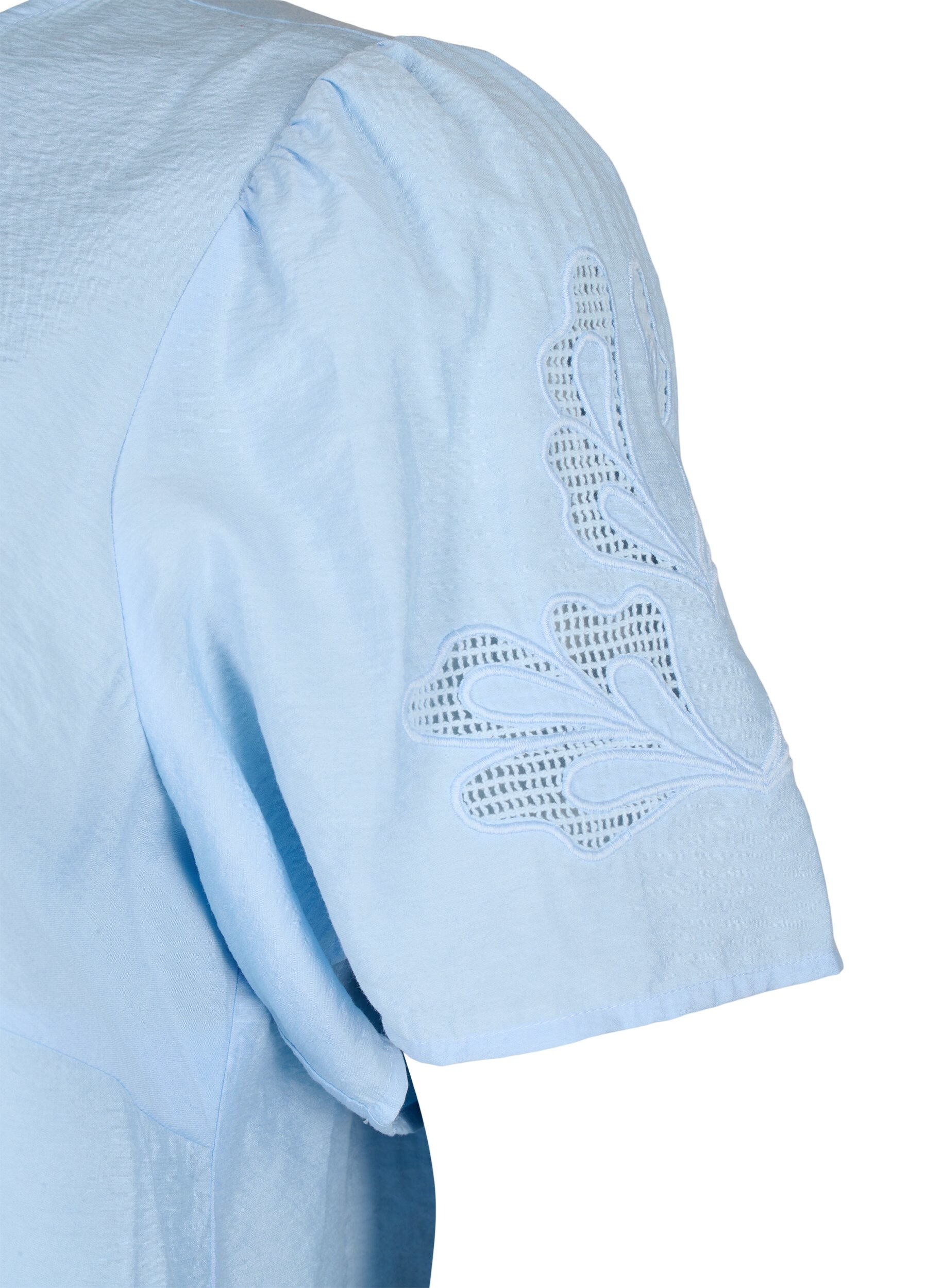 Zizzi Viscose blouse met korte mouwen en borduursel, Blauw, Packshot image number 3
