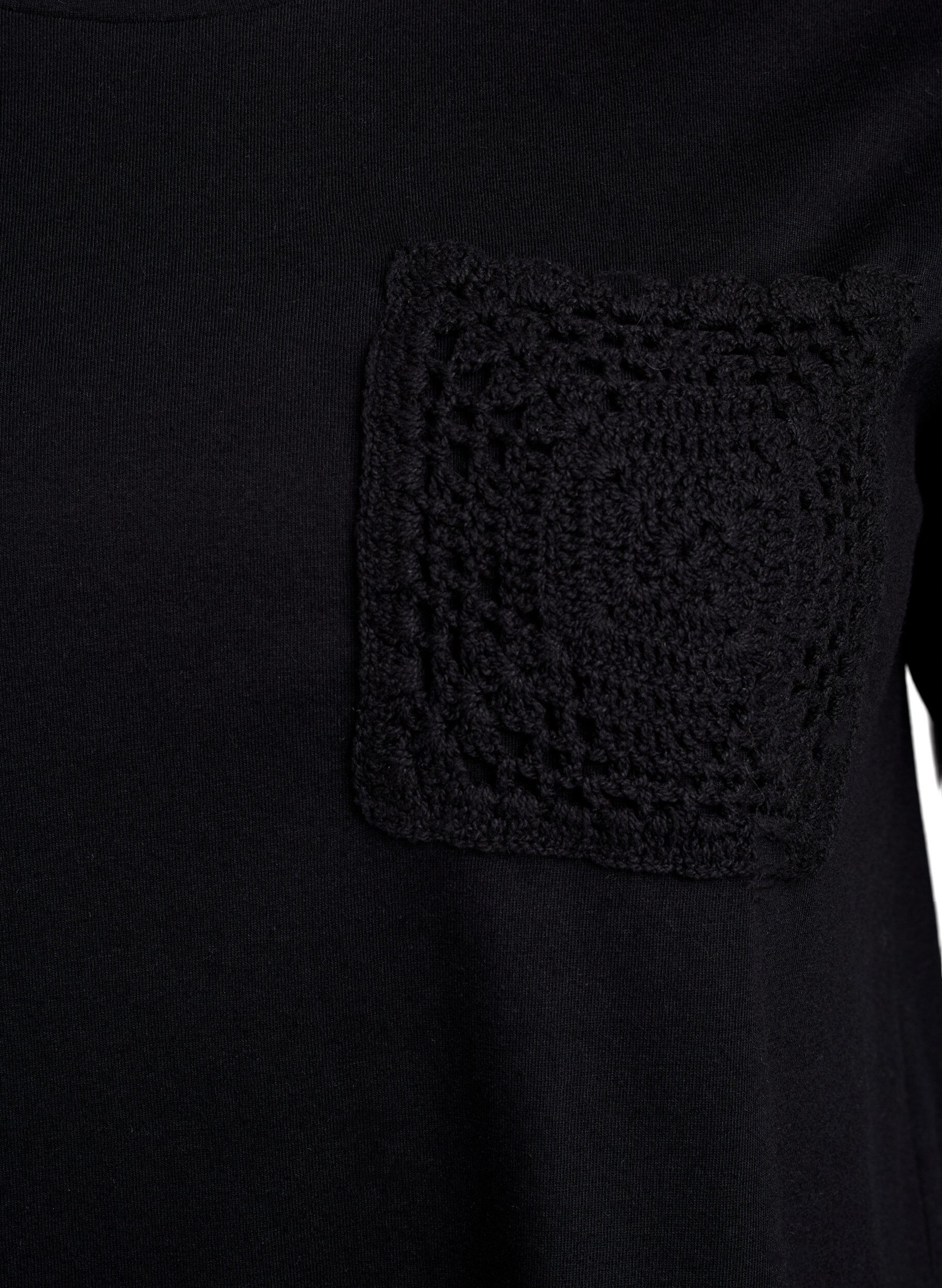 Zizzi T-shirt in biologisch katoen met een borstzakje, Zwart, Packshot image number 2