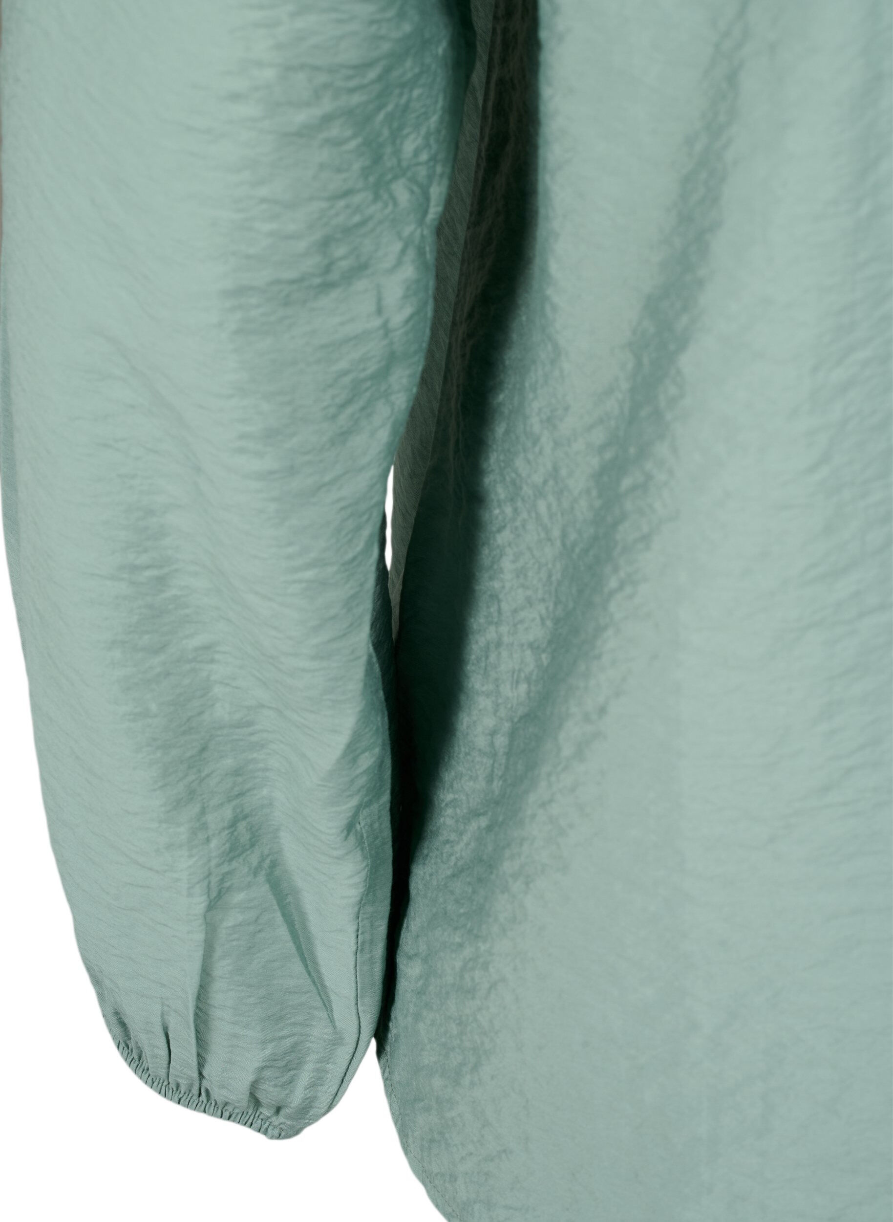 Zizzi Viscose overhemdblouse met rucheskraag, Chinois Green, Packshot image number 3
