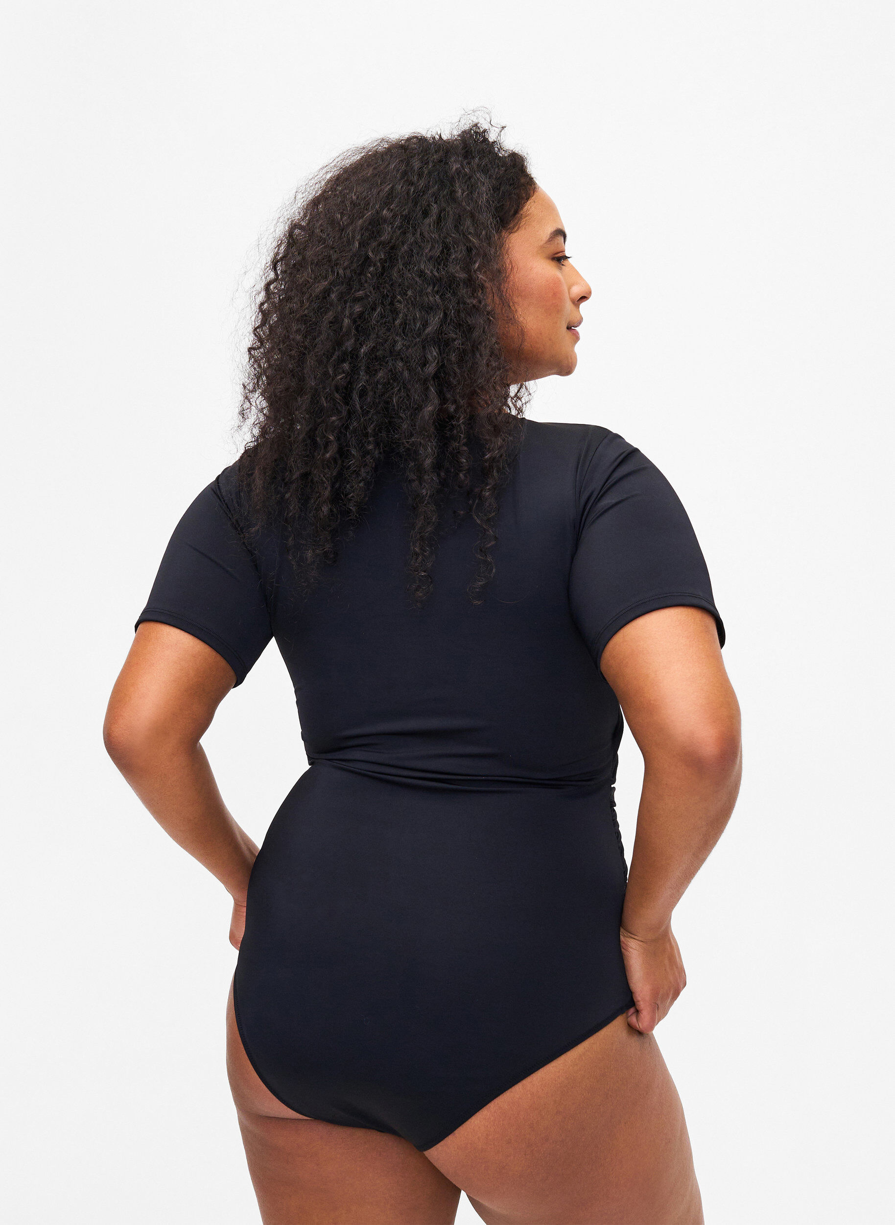 Zizzi Badpak met rits en korte mouwen, Black, Model image number 1