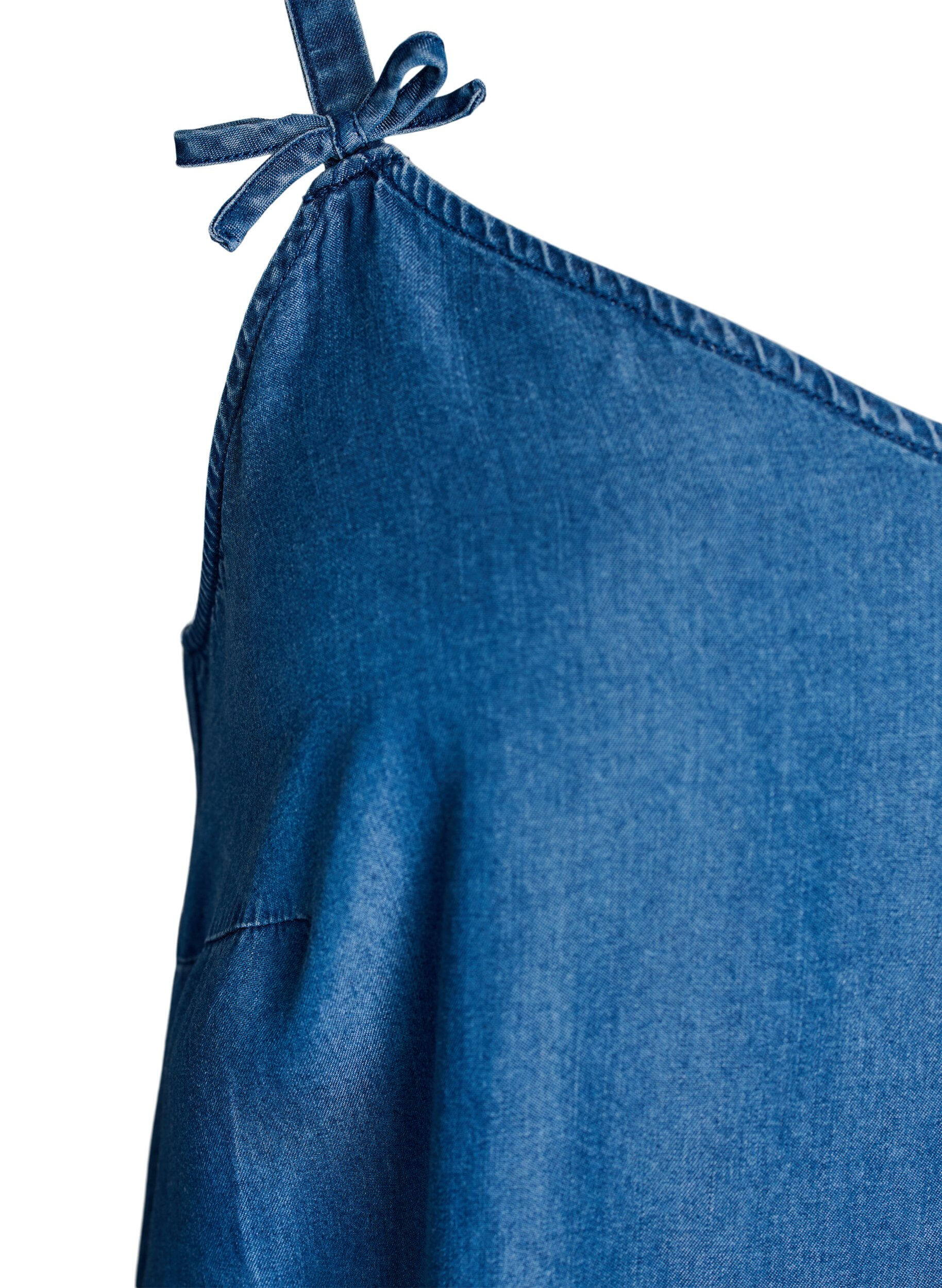 Zizzi Knielange jurk met bandjes in TENCEL&trade; Lyocell met een denimlook, Blauw, Packshot image number 3