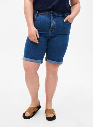 Korte spijkerbroek met strakke pasvorm en hoge taille, Blue Denim, Model image number 2