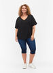 Viscose top met korte mouwen en v-hals, Black, Model image number 2