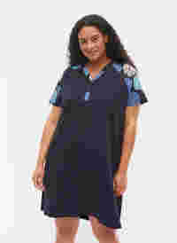 Katoenen pyjama jurk met korte mouwen en print, Blue Flower, Model
