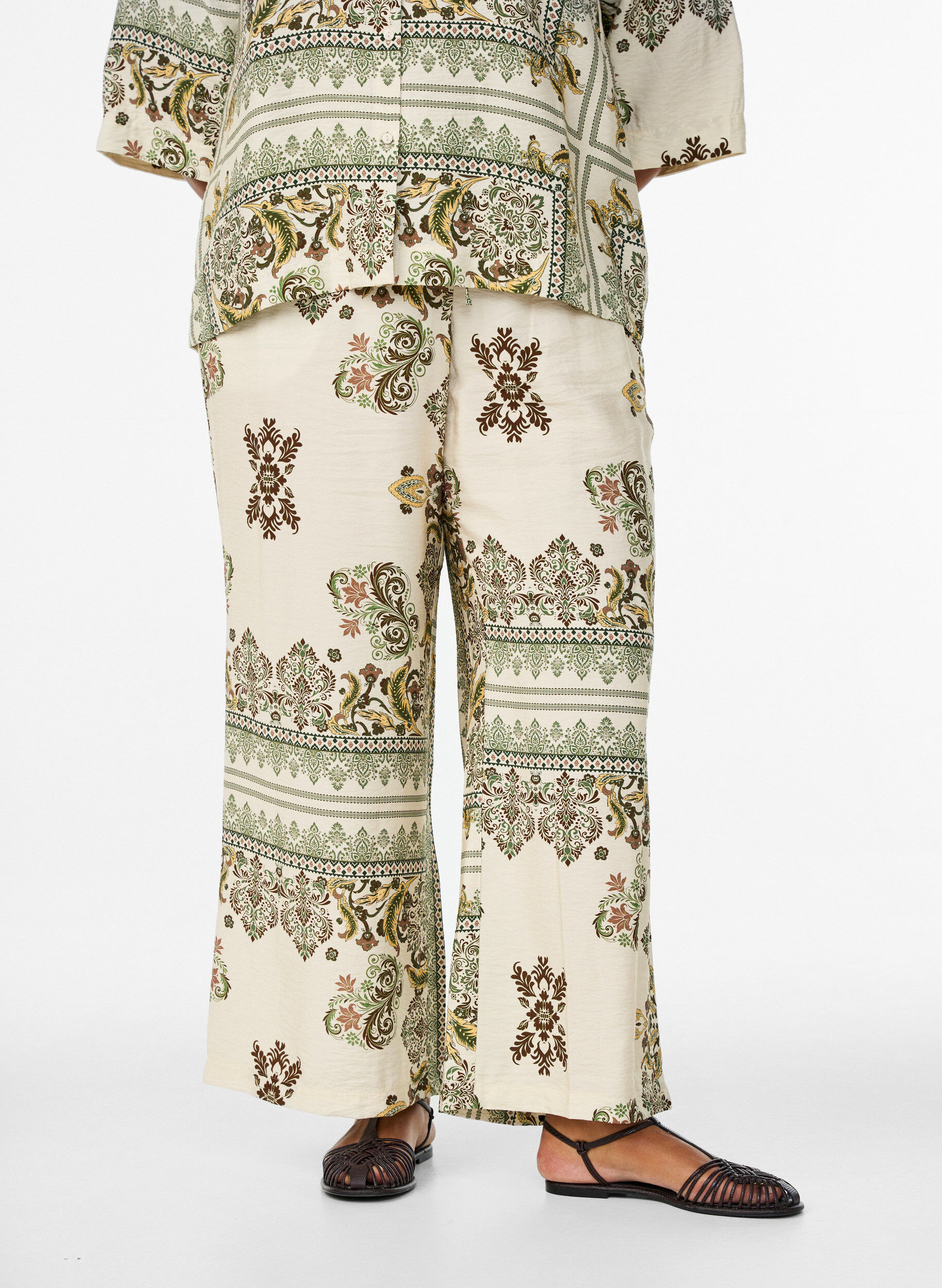 Zizzi Patternbroek met wijde pijpen, Groen, Model image number 3