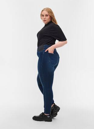 Super slim fit Amy jeans met elastiek in de taille, Dark blue denim, Model image number 1