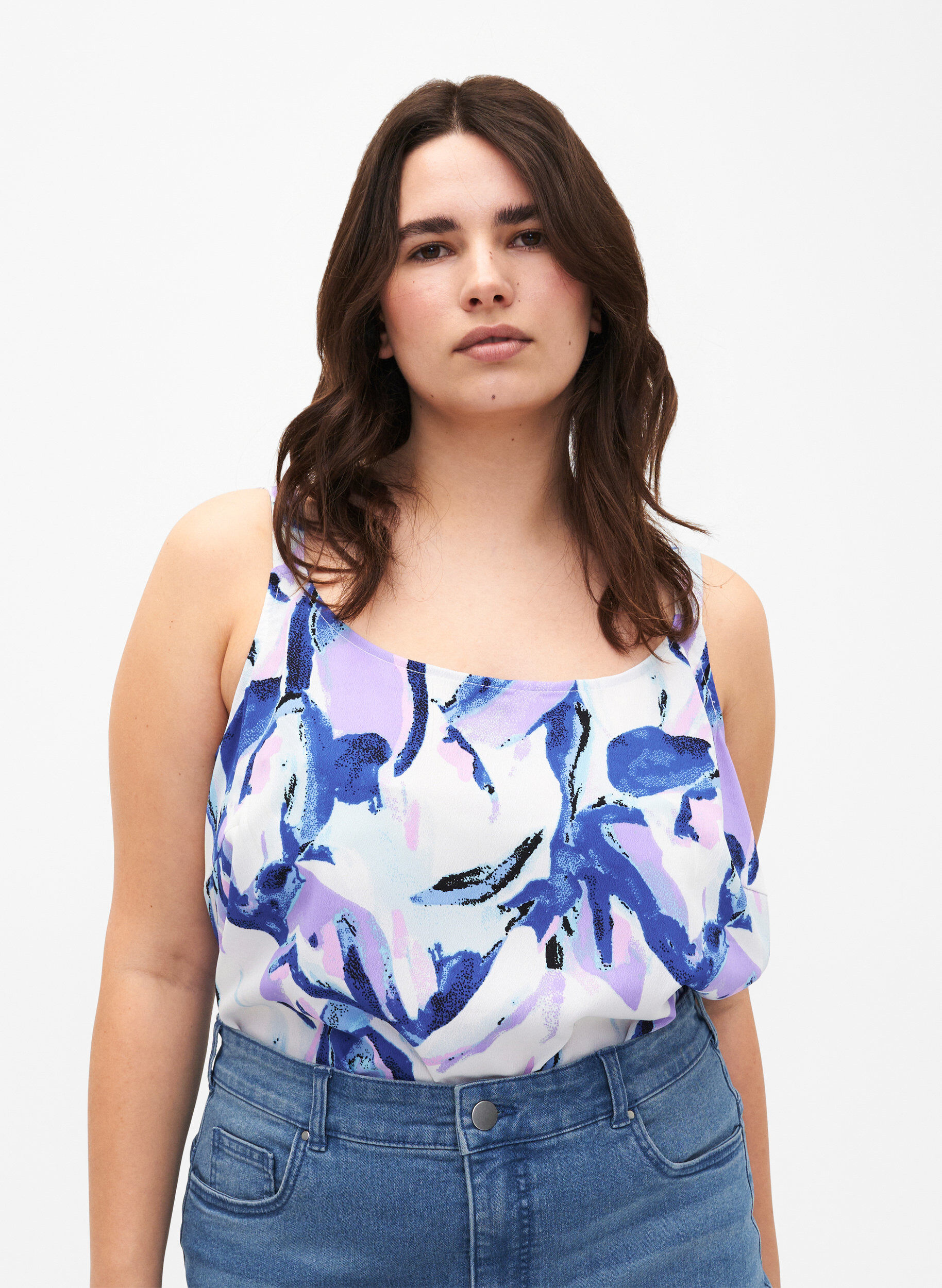 Zizzi FLASH - Top met print, Snow White Flower, Model image number 0