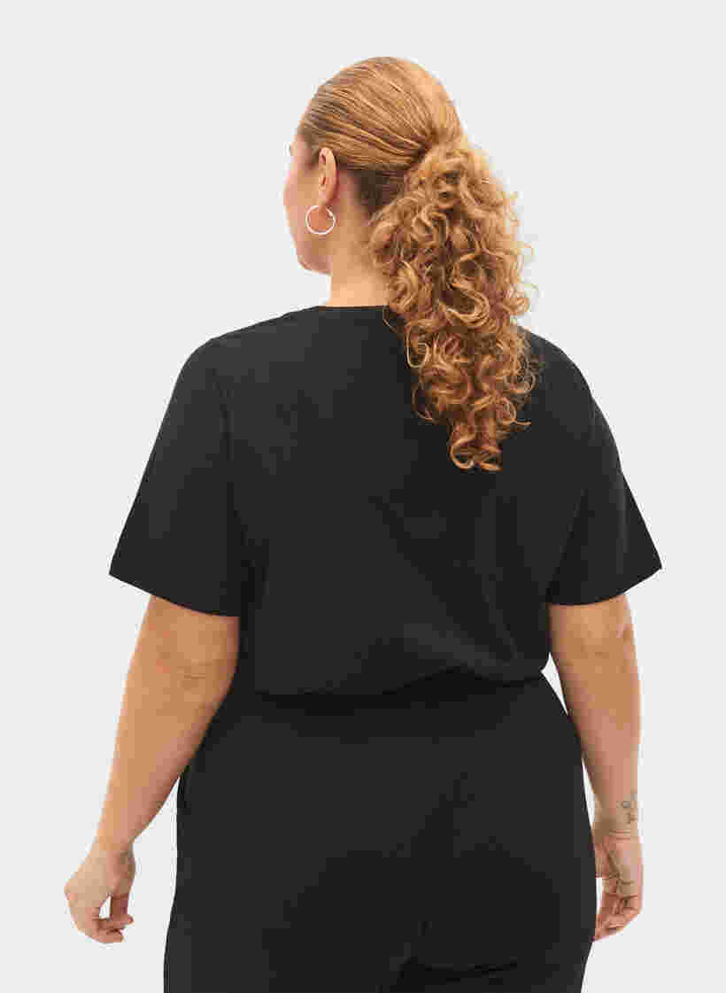 T-shirt van biologisch katoen met studs, Black NOW or never, Model image number 1