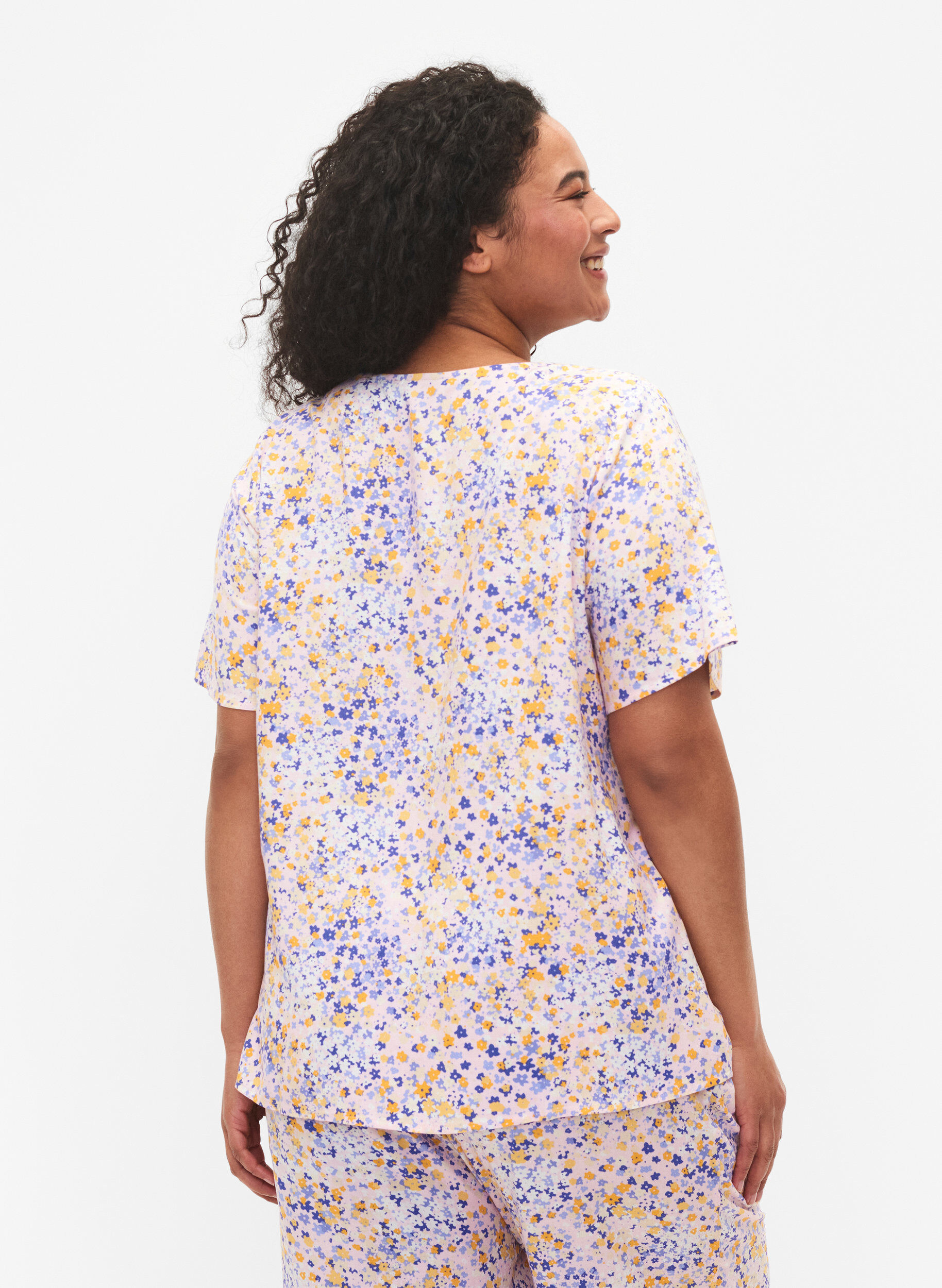 Zizzi Viscose nachthemd met print , Rood, Model image number 2