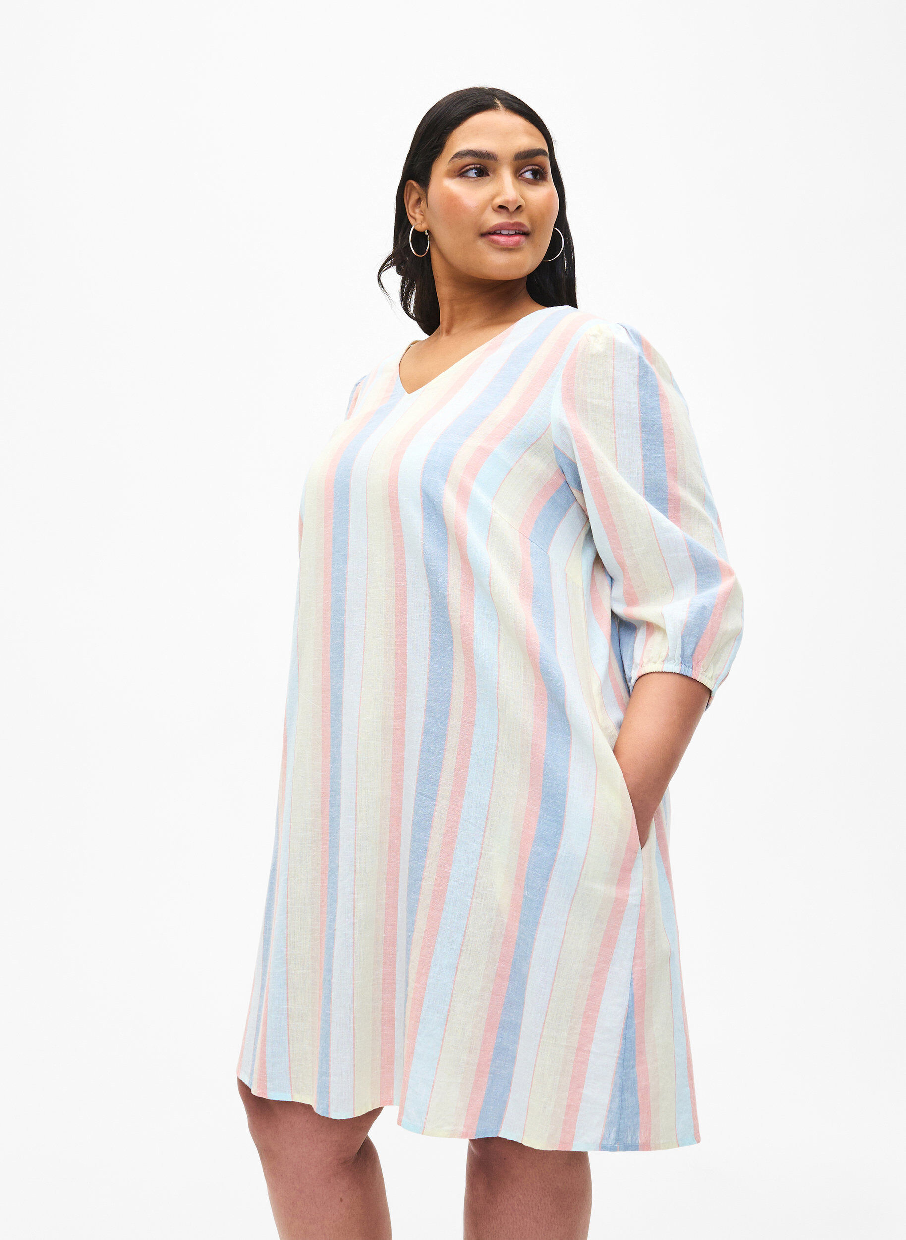 Zizzi Korte jurk van katoenmix met linnen, Multi Color Stripe, Model image number 0