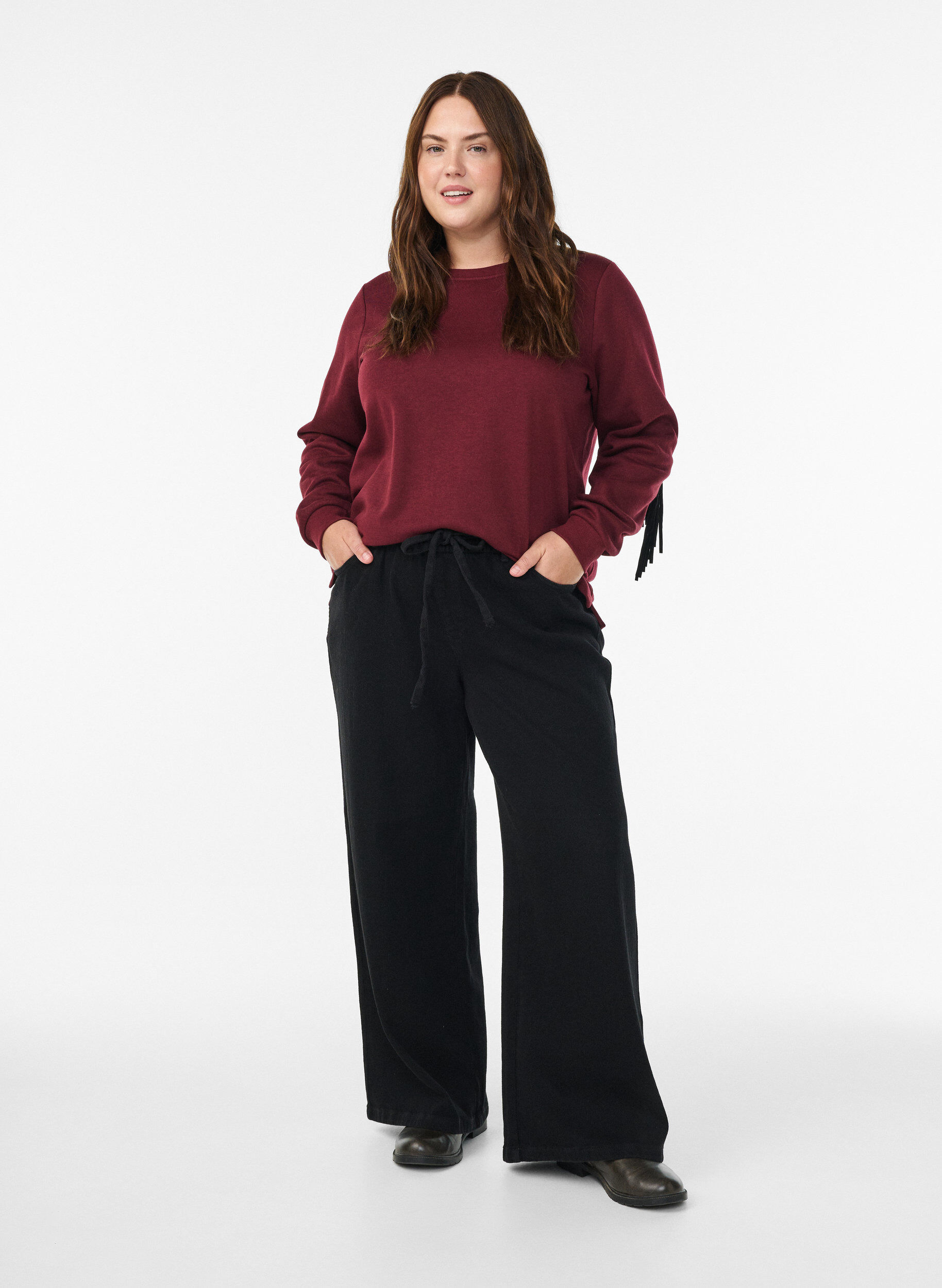 Zizzi Sweatshirt met franjes, Donker Bordeaux, Model image number 1