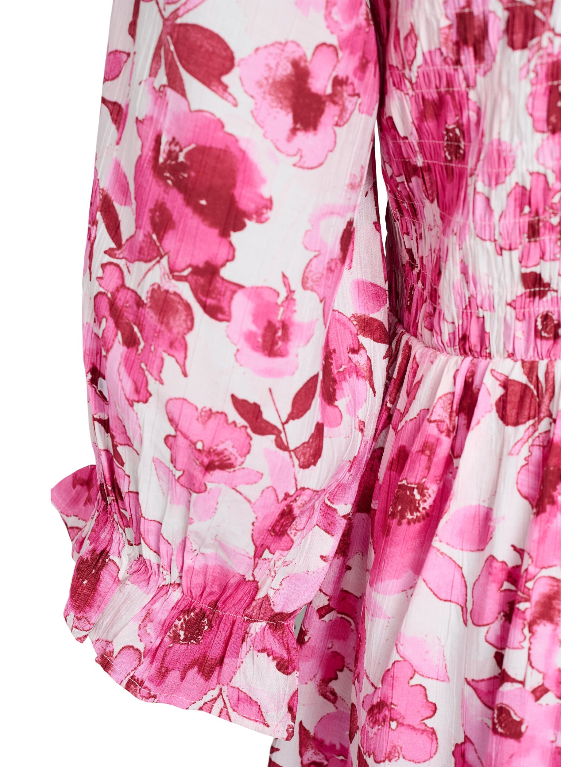 Zizzi Gerimpelde jurk met bloemenprint, Roze, Packshot image number 3