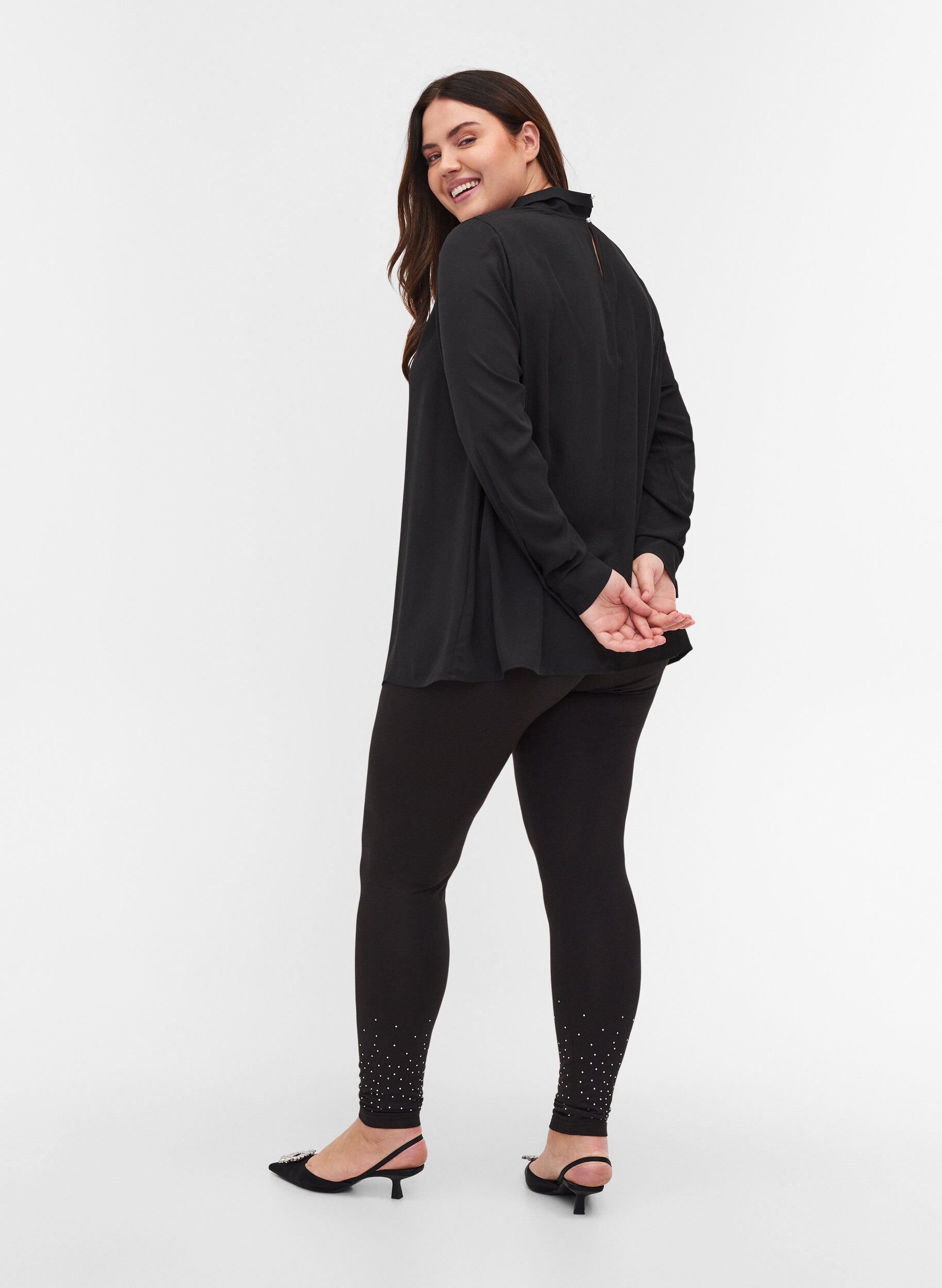 Zizzi Legging in viscosemix met decoratieve steentjes, Black, Model image number 1