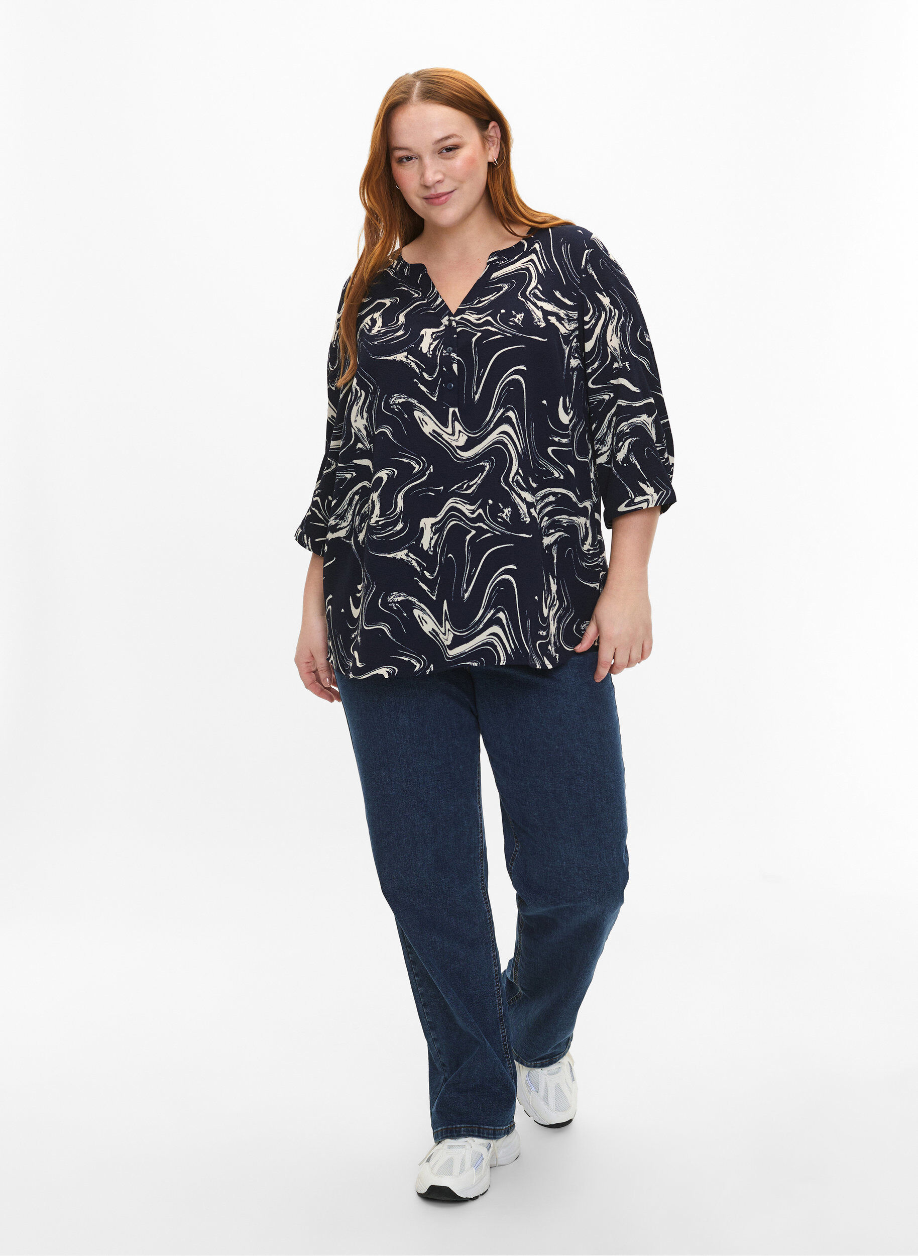 Zizzi Bedrukte blouse met 3/4 mouwen, N. Blazer Swirl AOP, Model image number 2