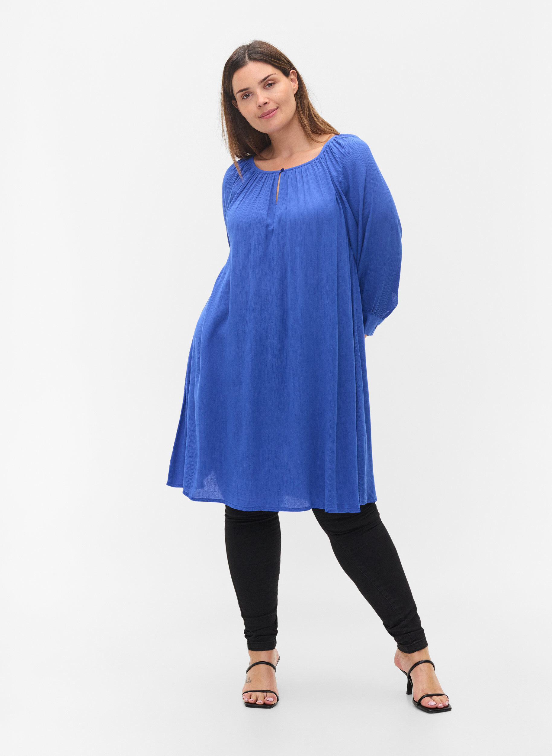 Zizzi Viscose tuniek met 3/4 mouwen , Dazzling Blue, Model image number 2