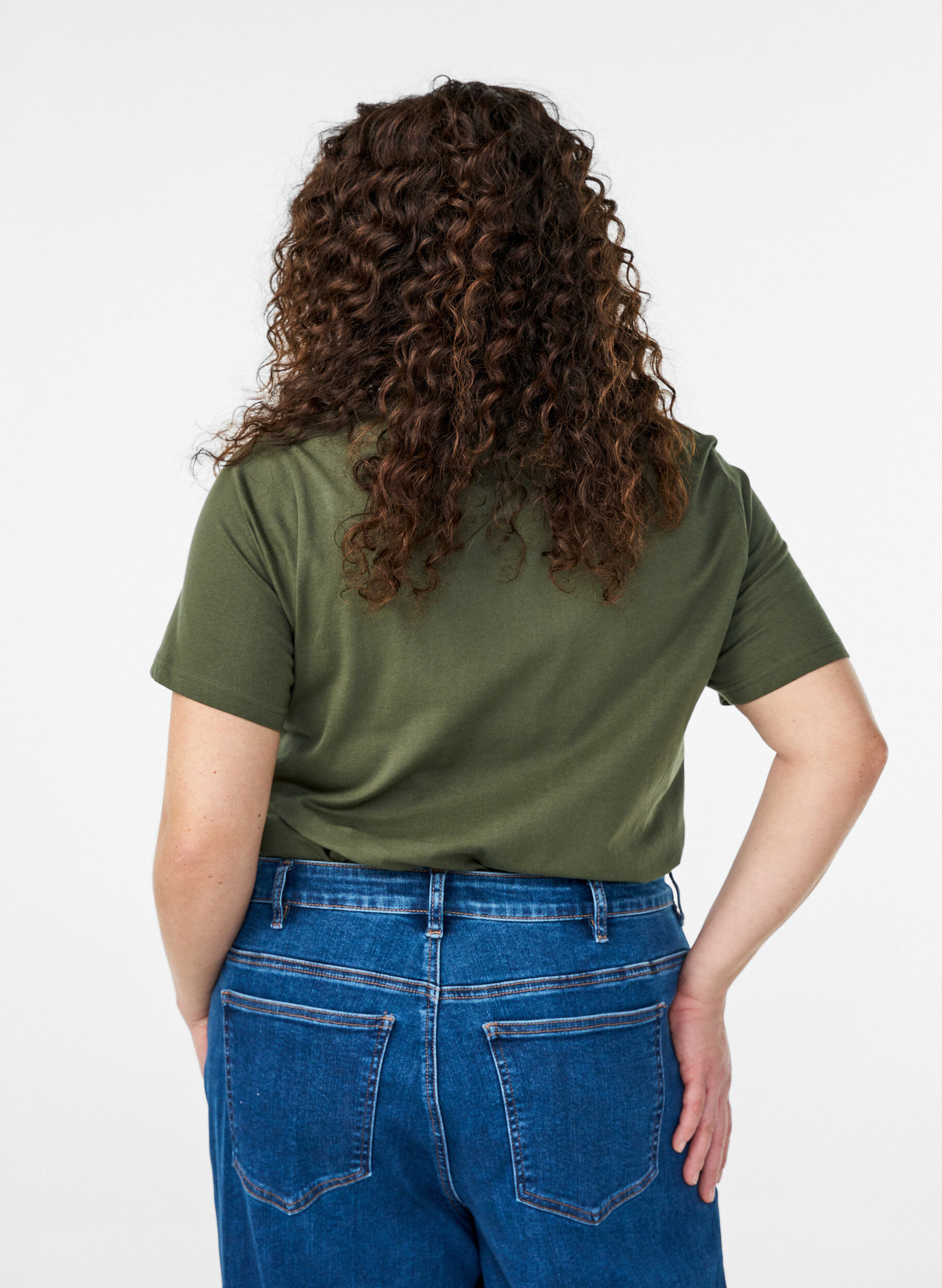 Zizzi Katoenen T-shirt met decoratief detail vooraan, Groen, Model image number 2