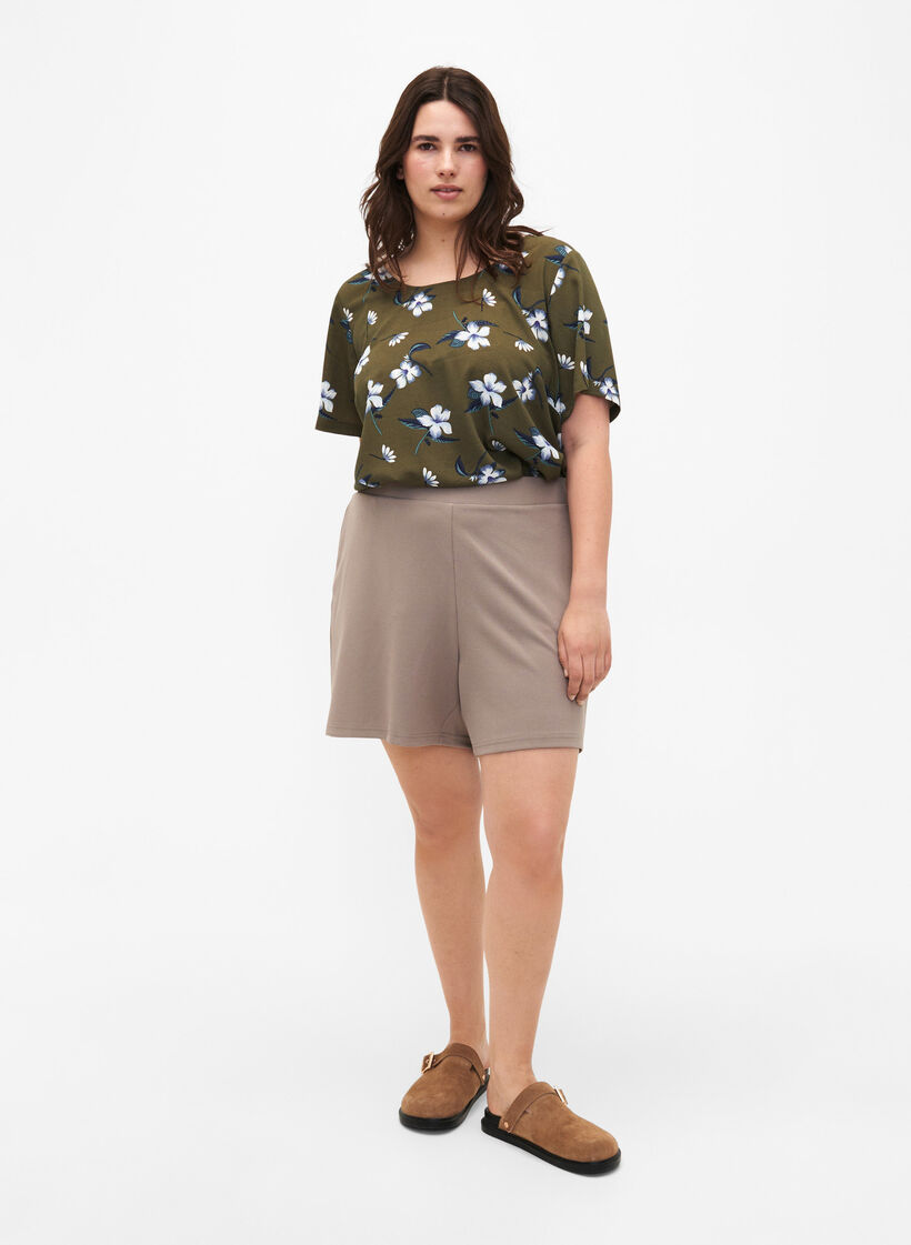 FLASH - Korte broek met losse pasvorm en zakken, Beige, Model image number 1