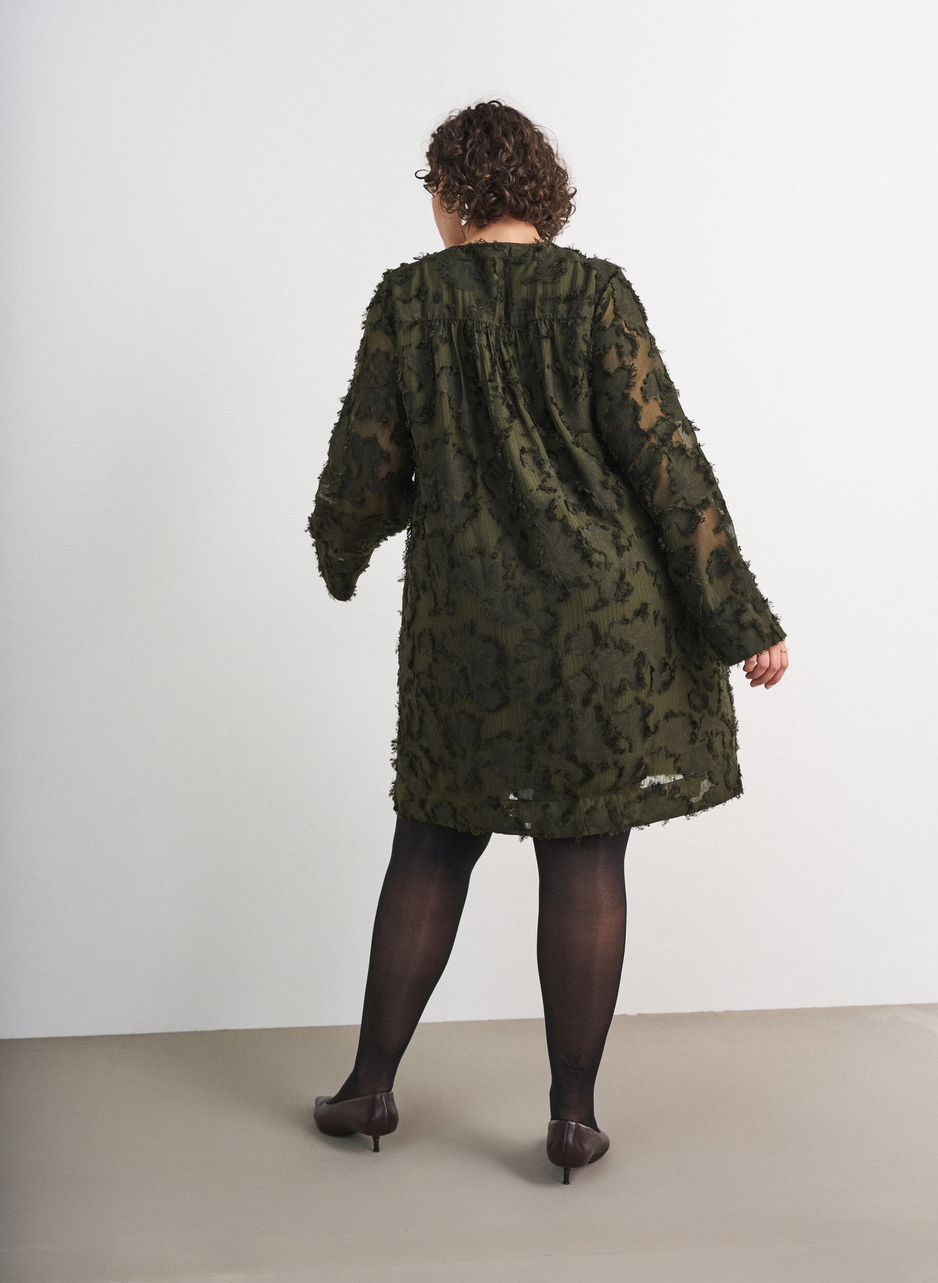 ZizziJurk met franjes en textuur, Groen, Model image number 2