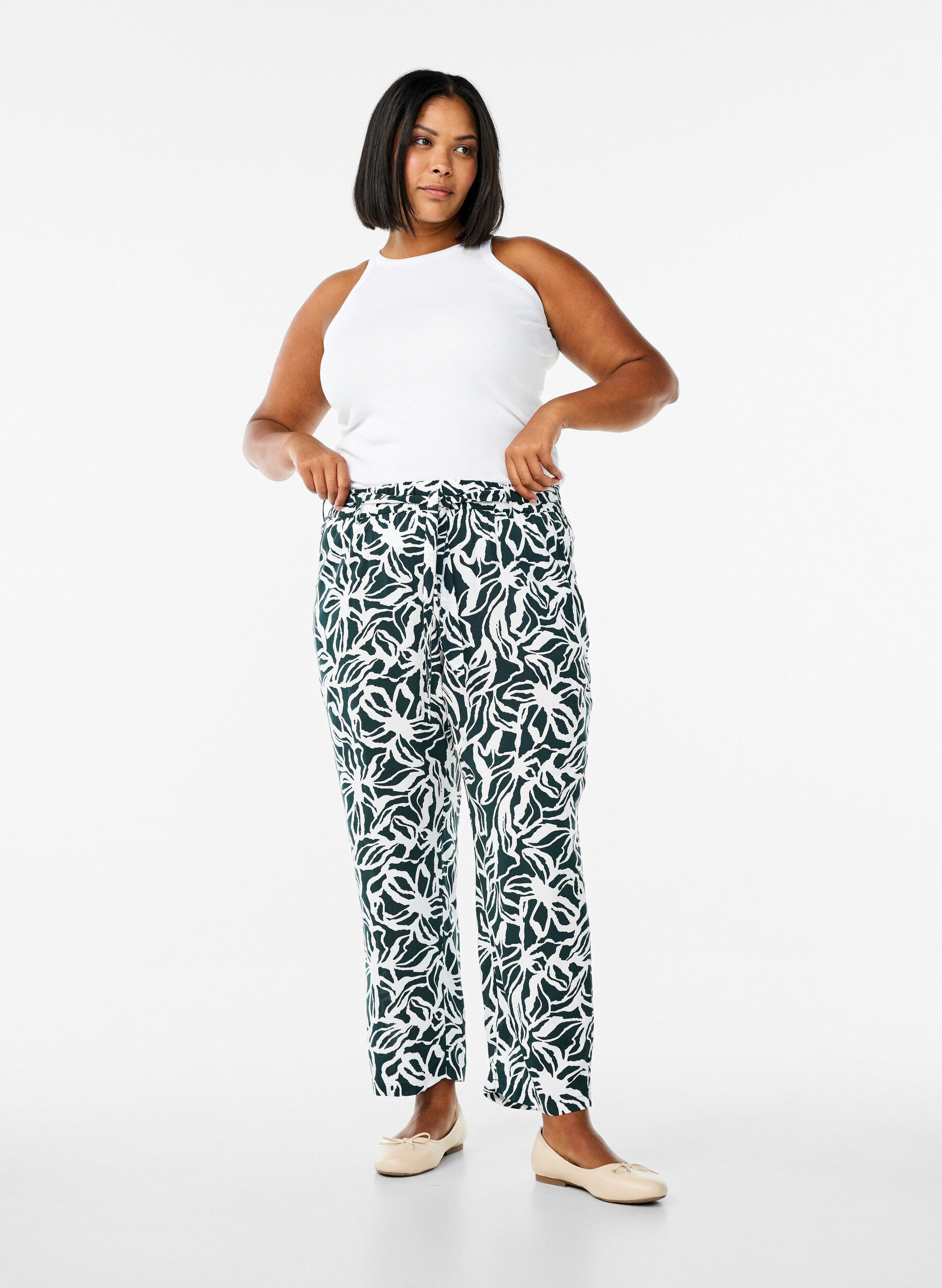 Zizzi Viscose broek met hoge taille, Groen, Model image number 0