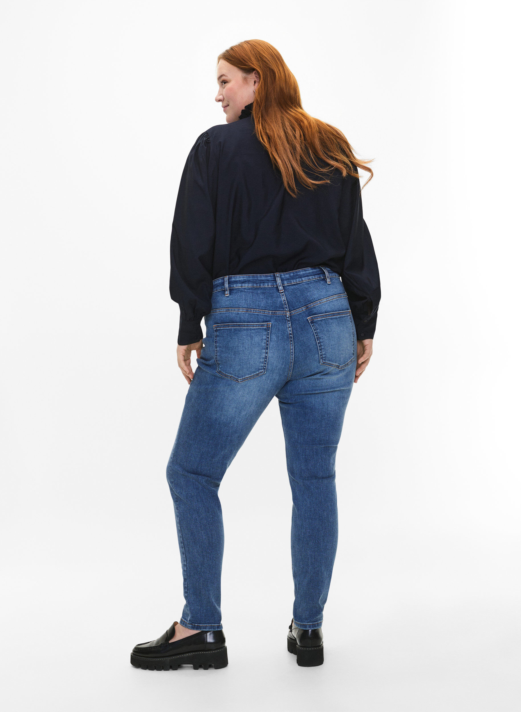 Zizzi Sanna jeans met superslanke pasvorm en knoopsluiting, Blue denim, Model image number 1