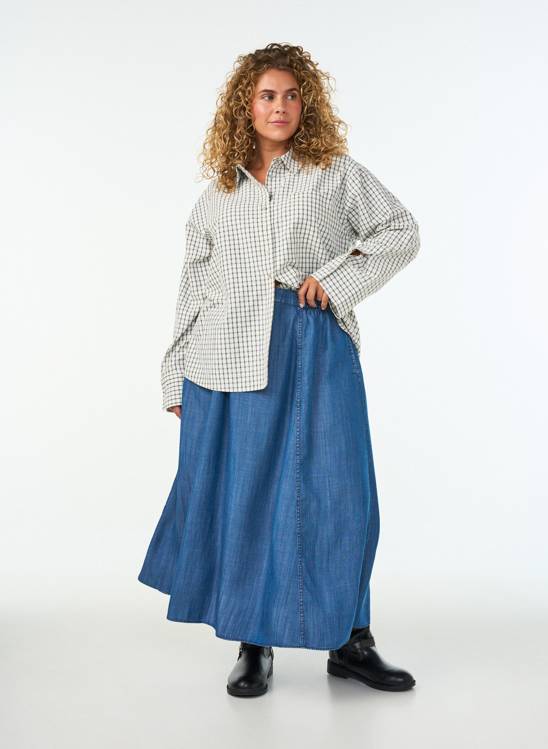 ZizziMaxirok in lyocell met een denimlook, Blauw, Model image number 0