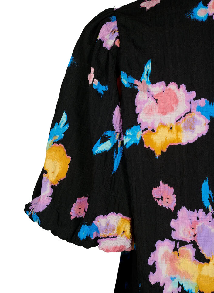 Jurk met korte pofmouwen en bloemenprint, Black w. flower AOP, Packshot image number 3