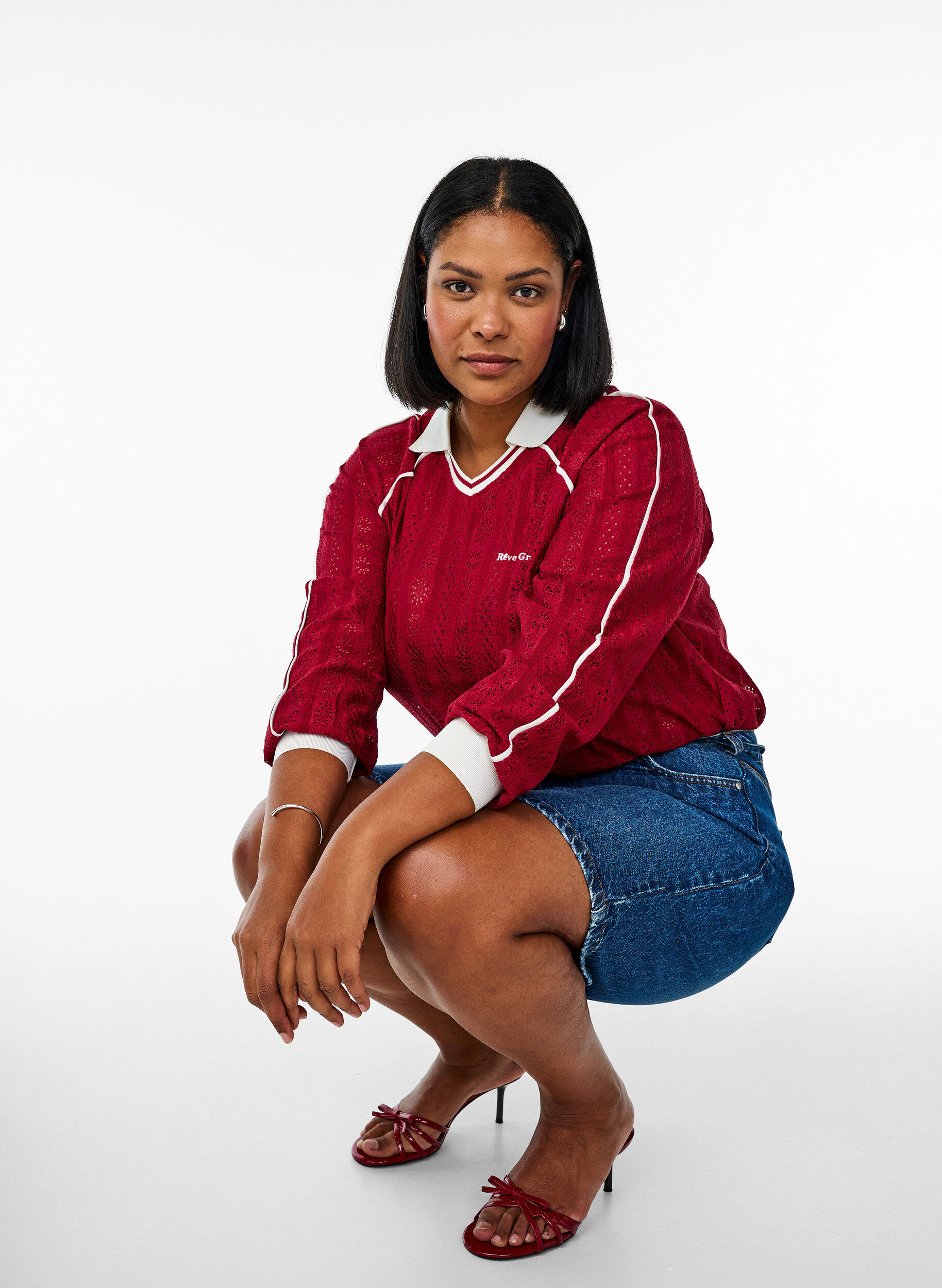 Zizzi Jersey blouse met een textuur en contrasterende details, Rood, Model image number 3