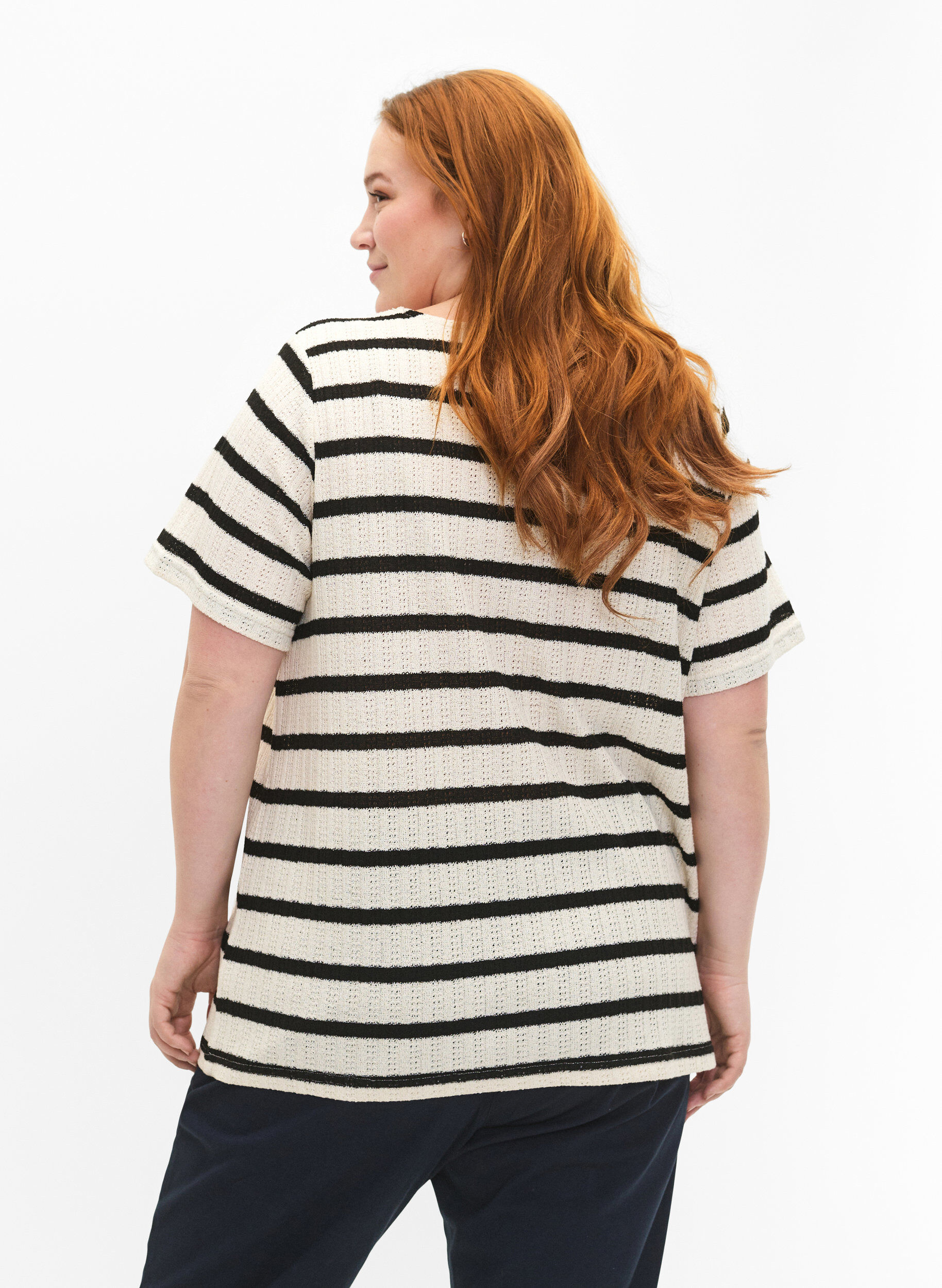 Zizzi Blouse met korte mouwen en contrastkleurige strepen, Sand Black Stripe, Model image number 1