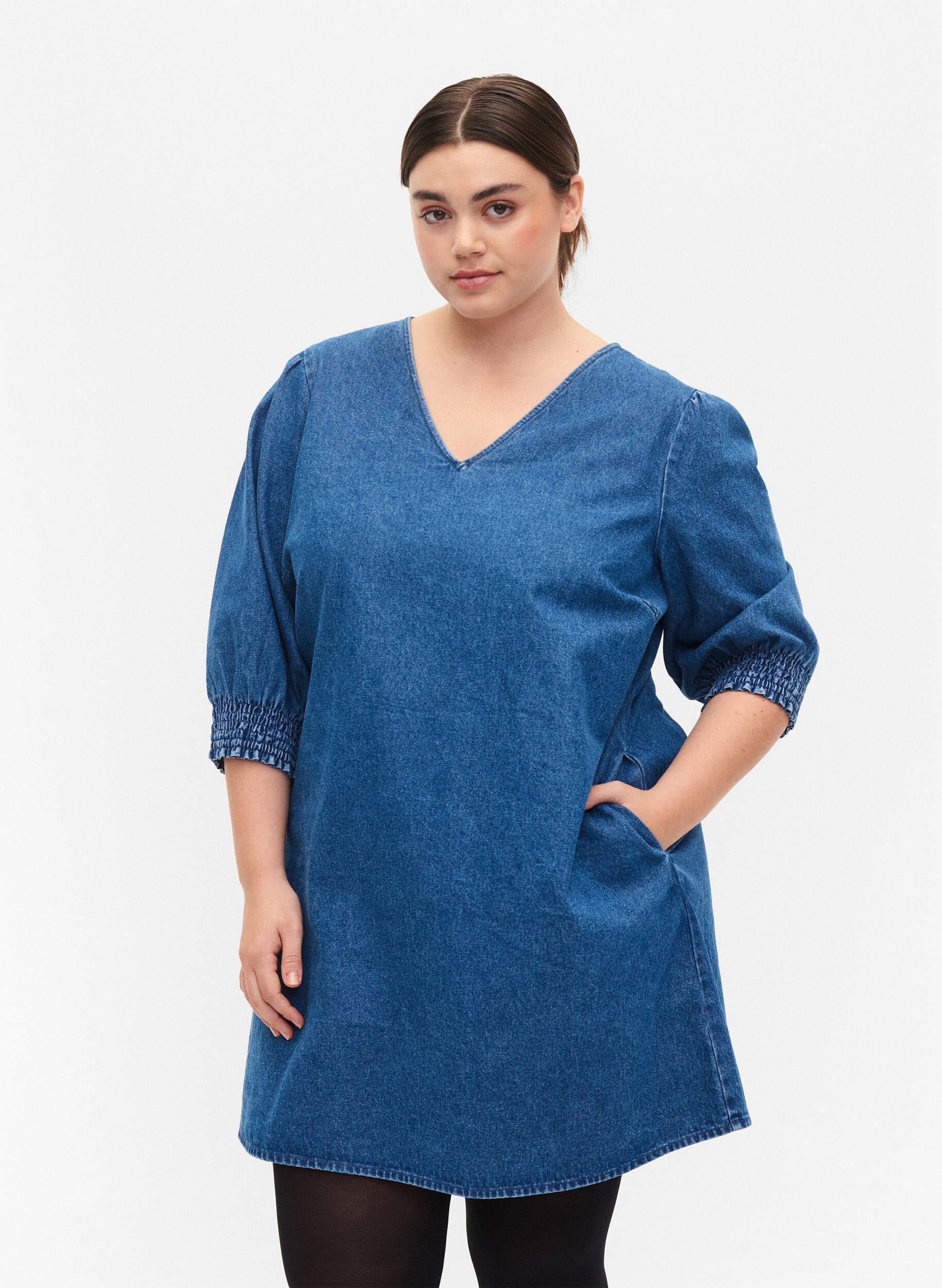 Zizzi Tuniek in denim met v-snit, Medium Blue Denim, Model image number 0