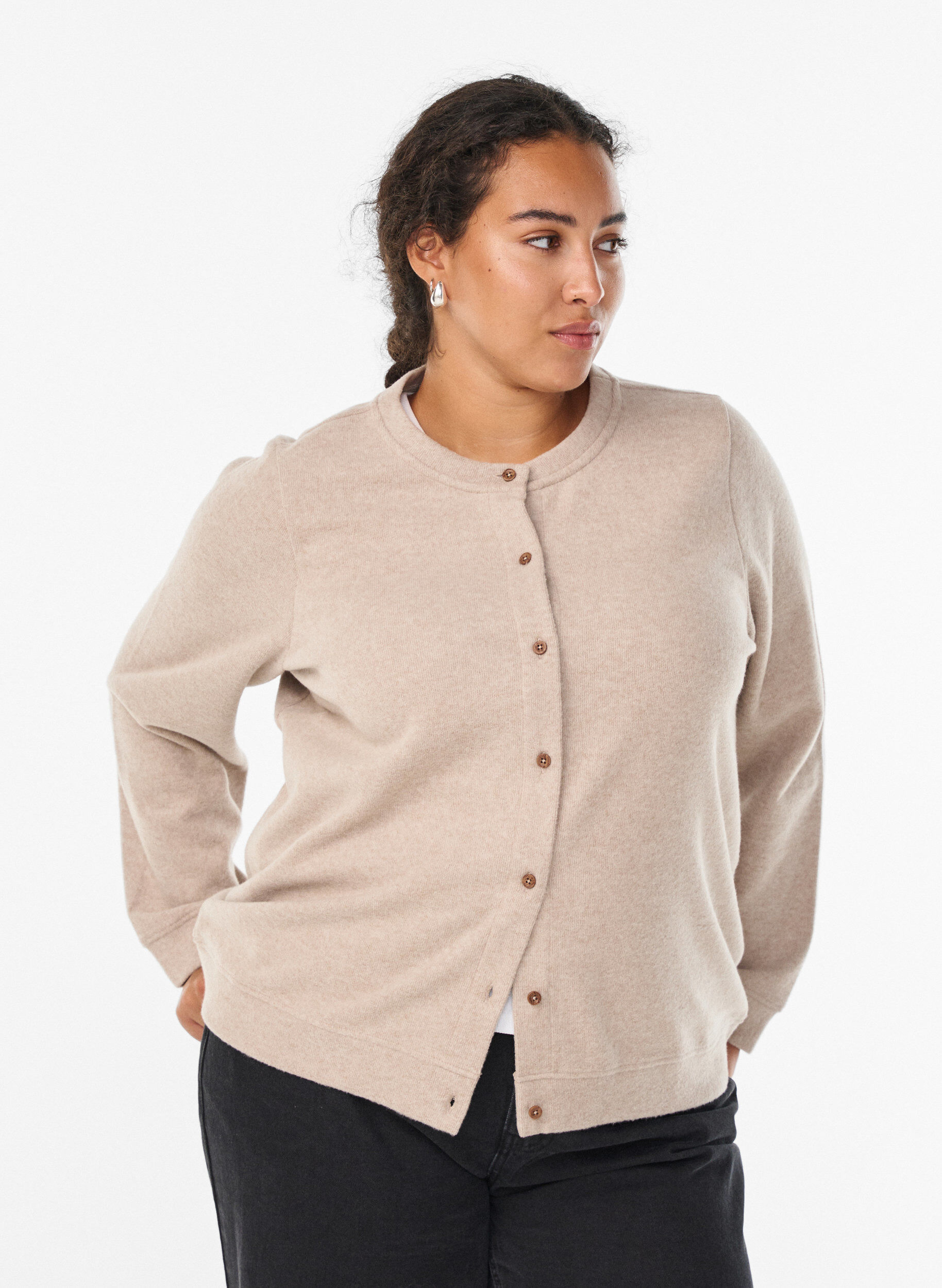 Zizzi Cardigan van jersey met ronde hals en knoopsluiting, Beige, Model image number 0