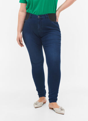 Super slim Amy jeans met elastiek in de taille, Dark blue, Model image number 2