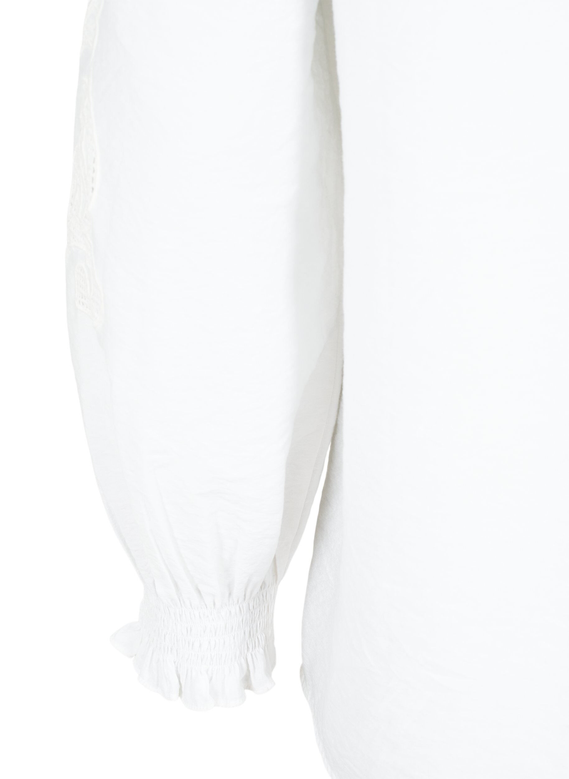 Zizzi Blouse met ruches en broderie anglaise, Bright White, Packshot image number 3
