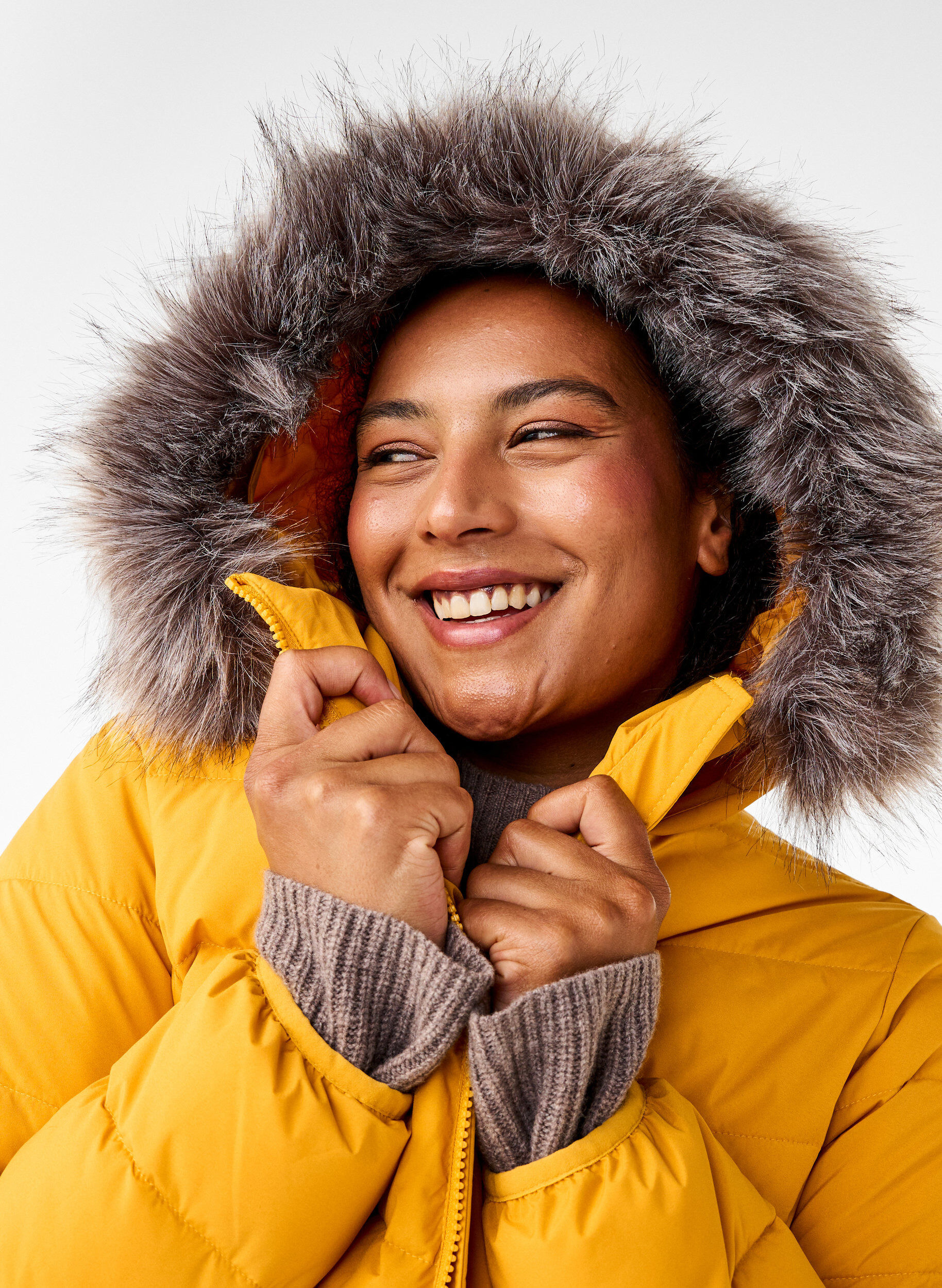 Zizzi Kort pufferjack met capuchon, Geel, Image image number 0