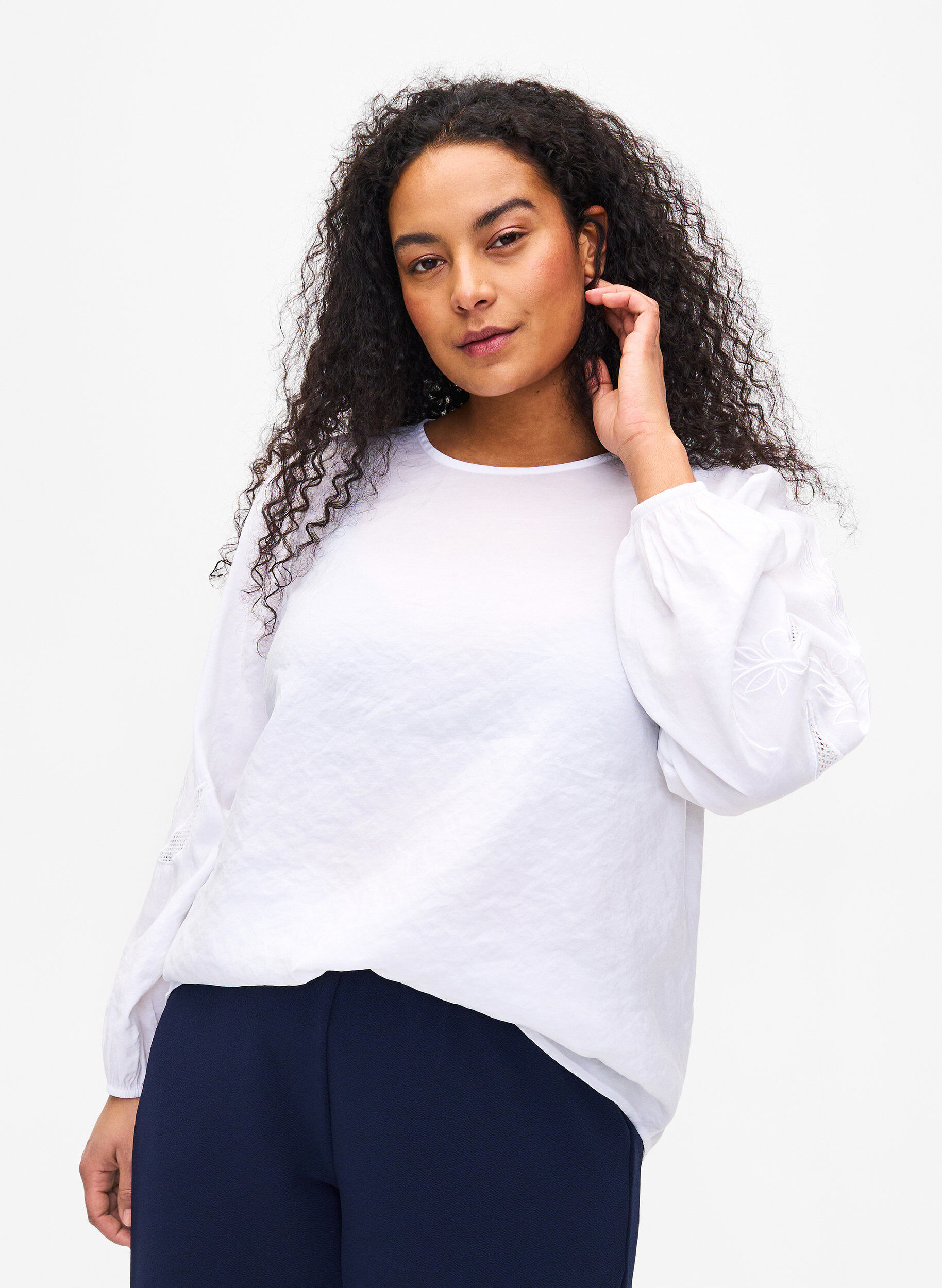 Zizzi Blouse van Tencel&trade; Modal met geborduurde details, Bright White, Model image number 0